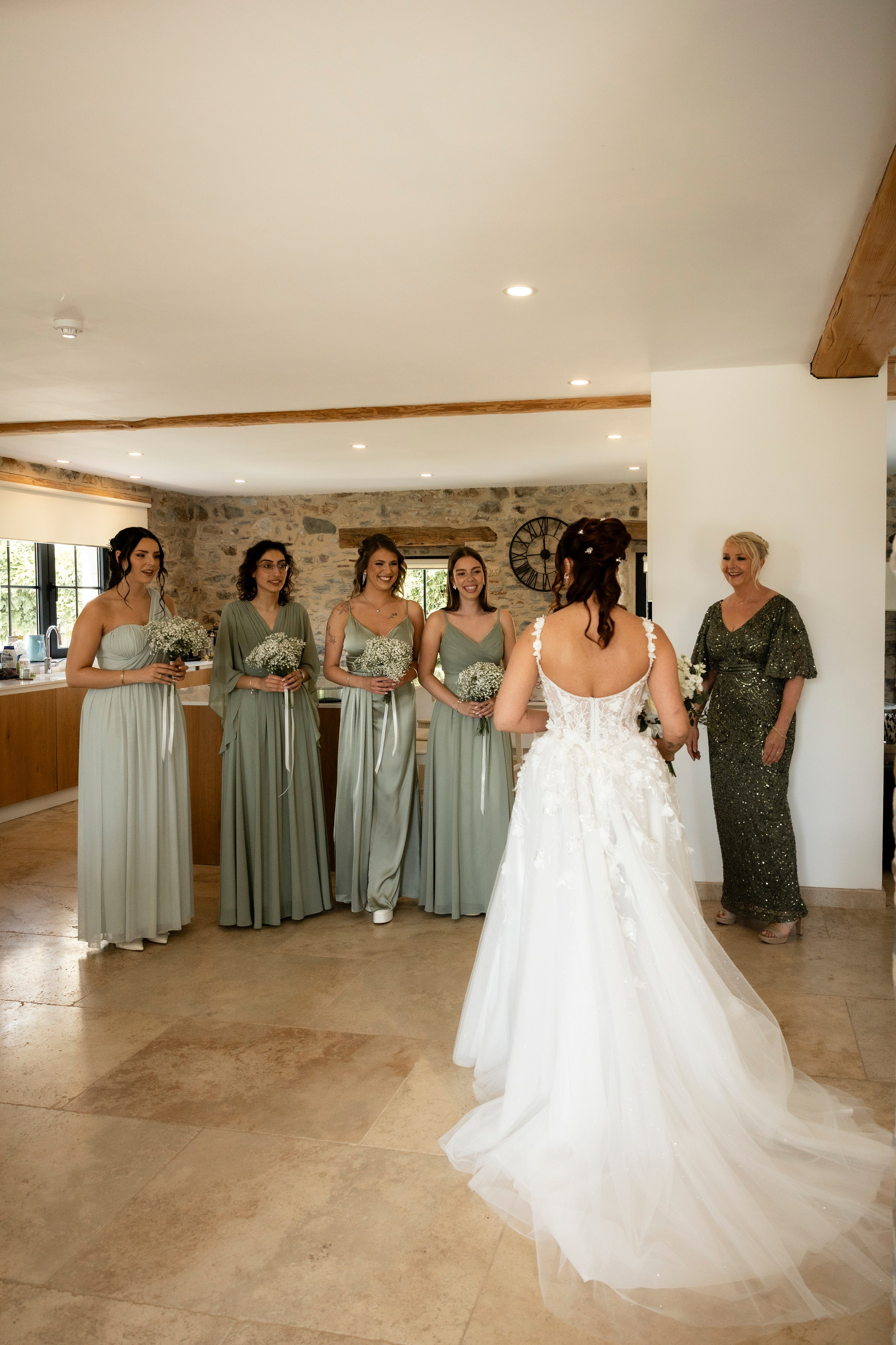 Modern Château Wedding in Occitanie — Domaine de Merlac. Eugénie Smirnova — Wedding & Elopement Photographer in Southwest France