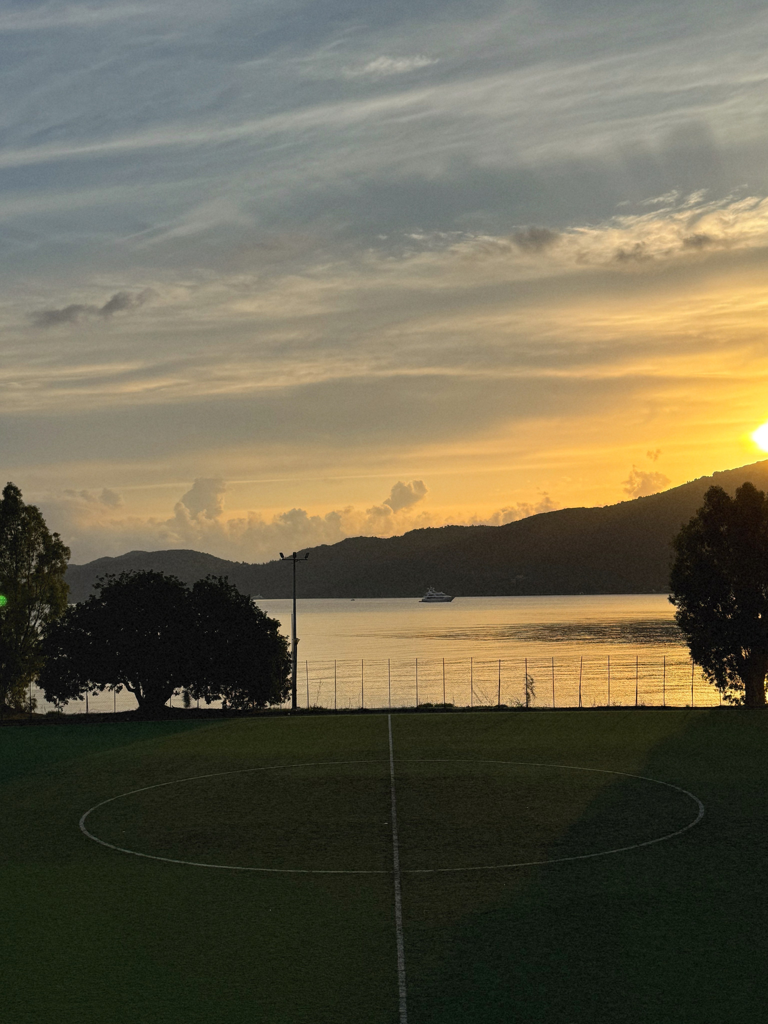 Моими глазами. Salut!