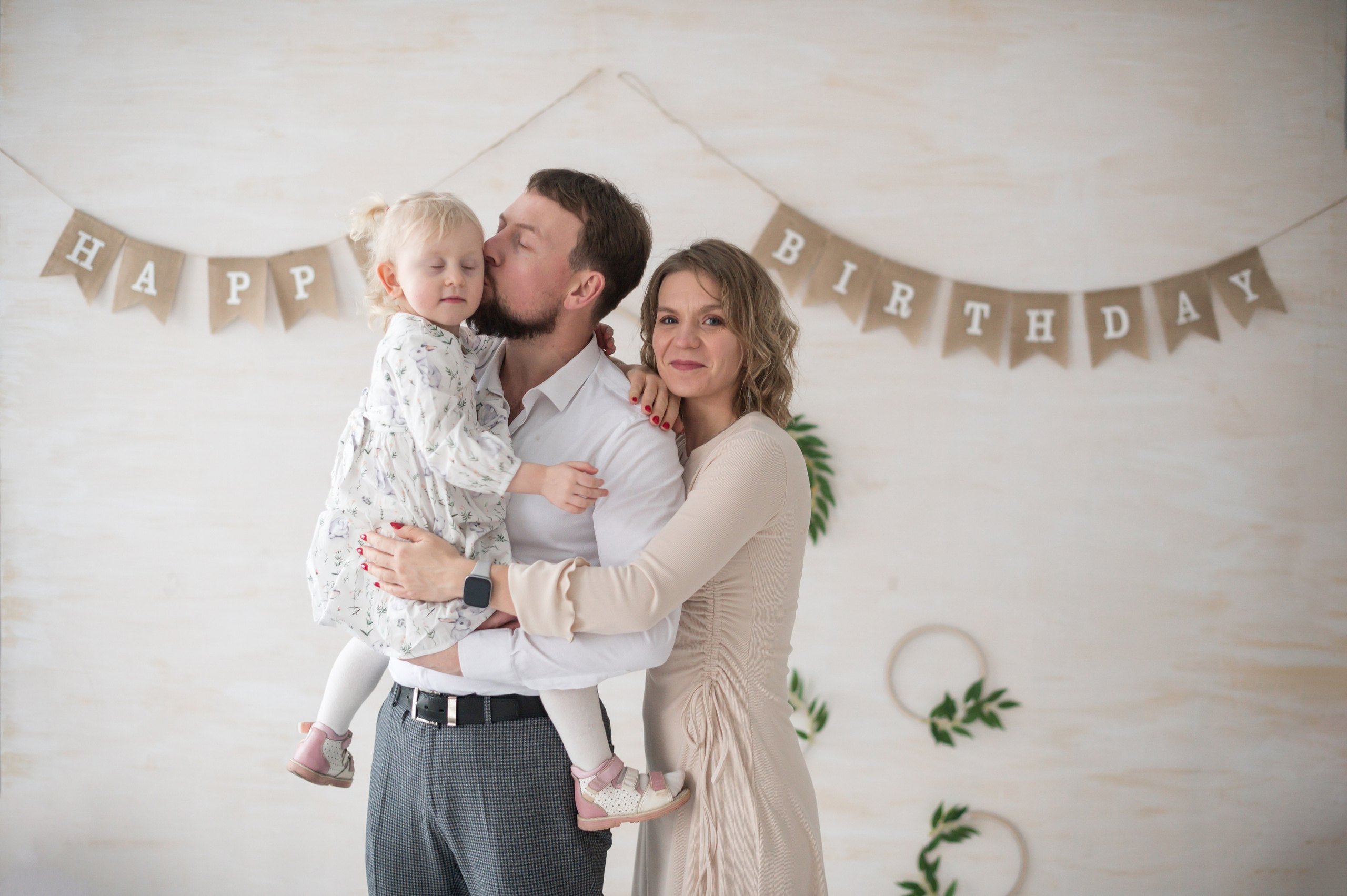 Семейная фотосессия в студии. Семейный и детский фотограф в Минске Надежда Савицкая