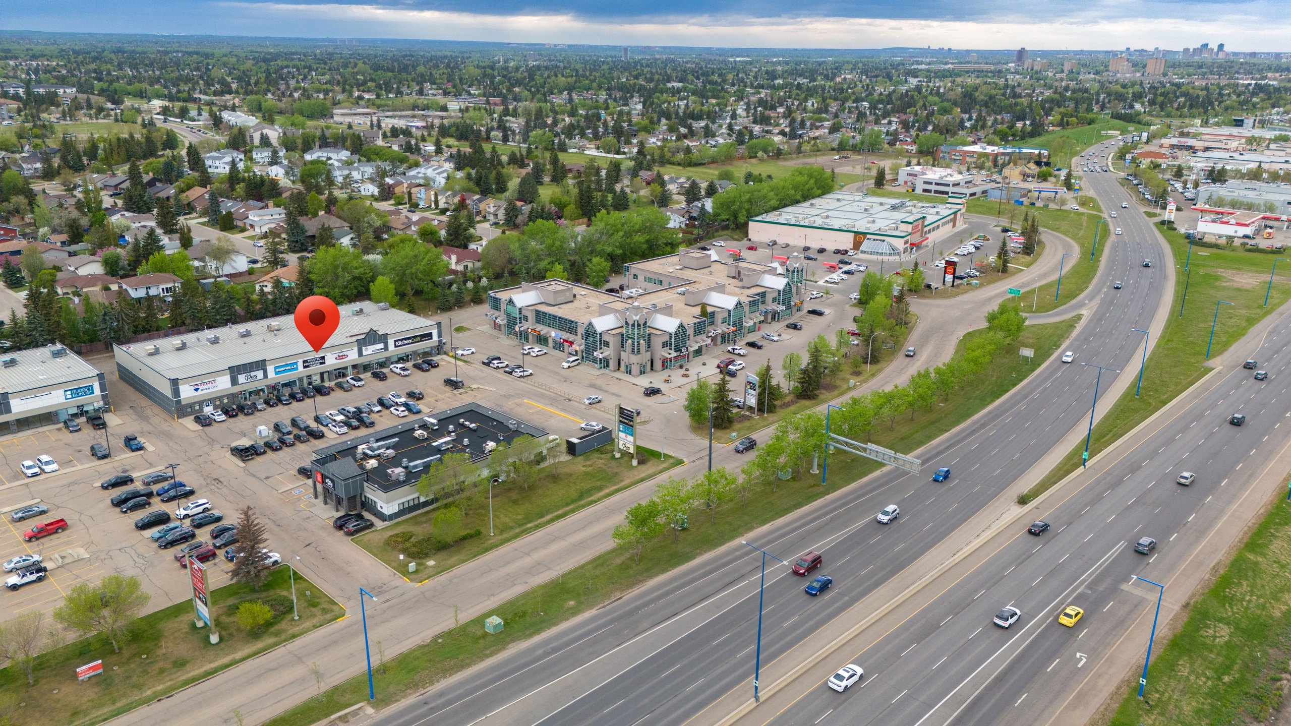 REAL ESTATE & COMMERCIAL PHOTOGRAPHY — EDMONTON. Prived Creation