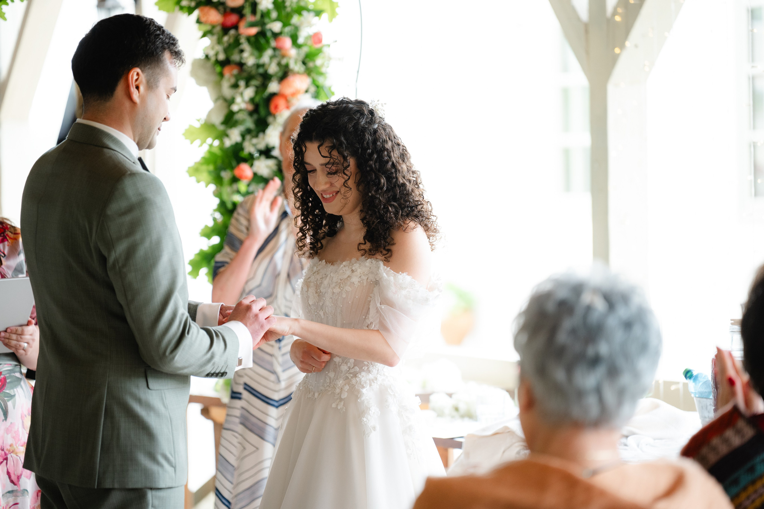 Mona + Vlad | Valea Sanzienelor. Proud Vision Weddings | Wedding Photography & Films — Servicii profesionale Foto Video Nunta Iasi