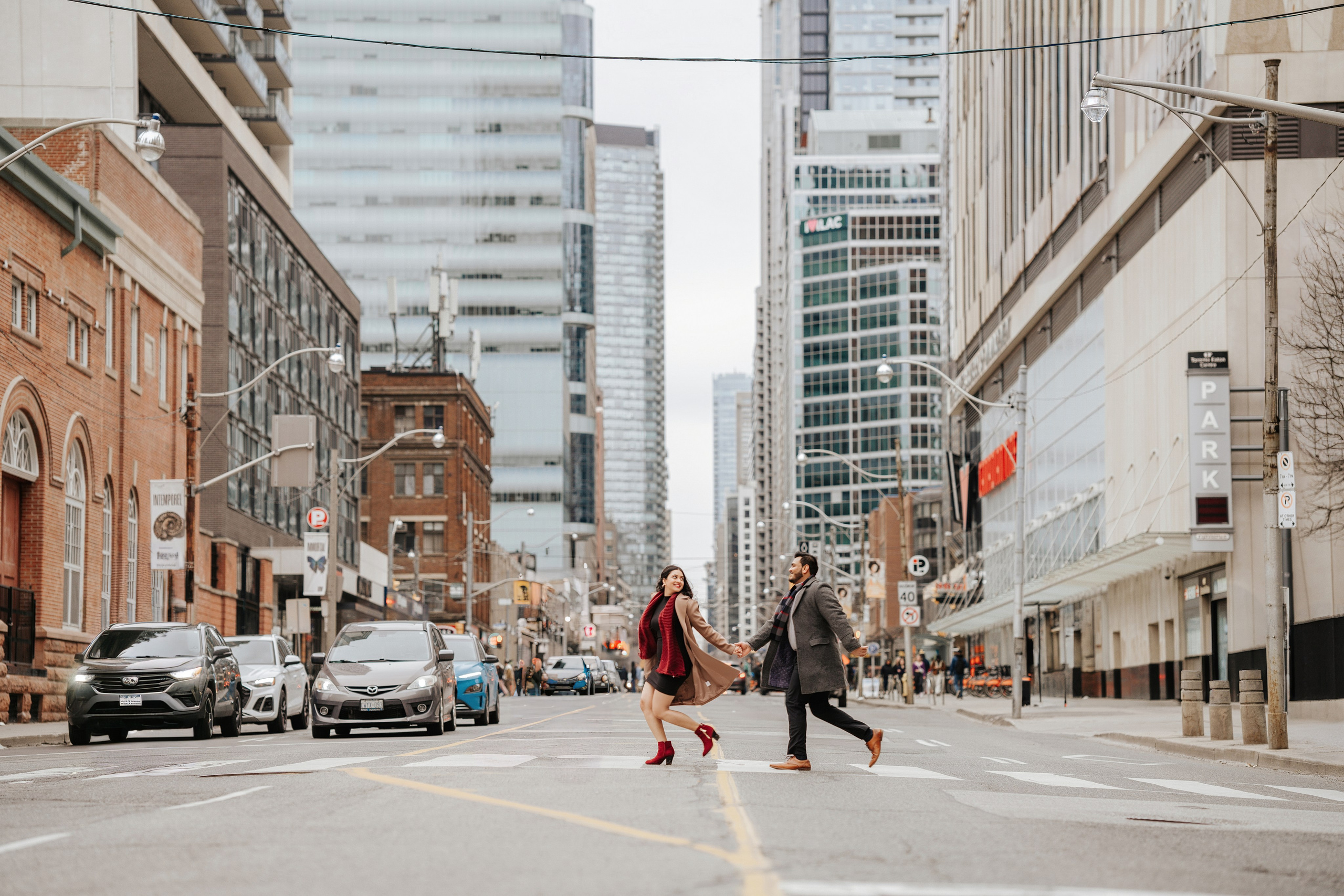 Darshil & Shailja. Wedding Photographer & Cinematographer studios