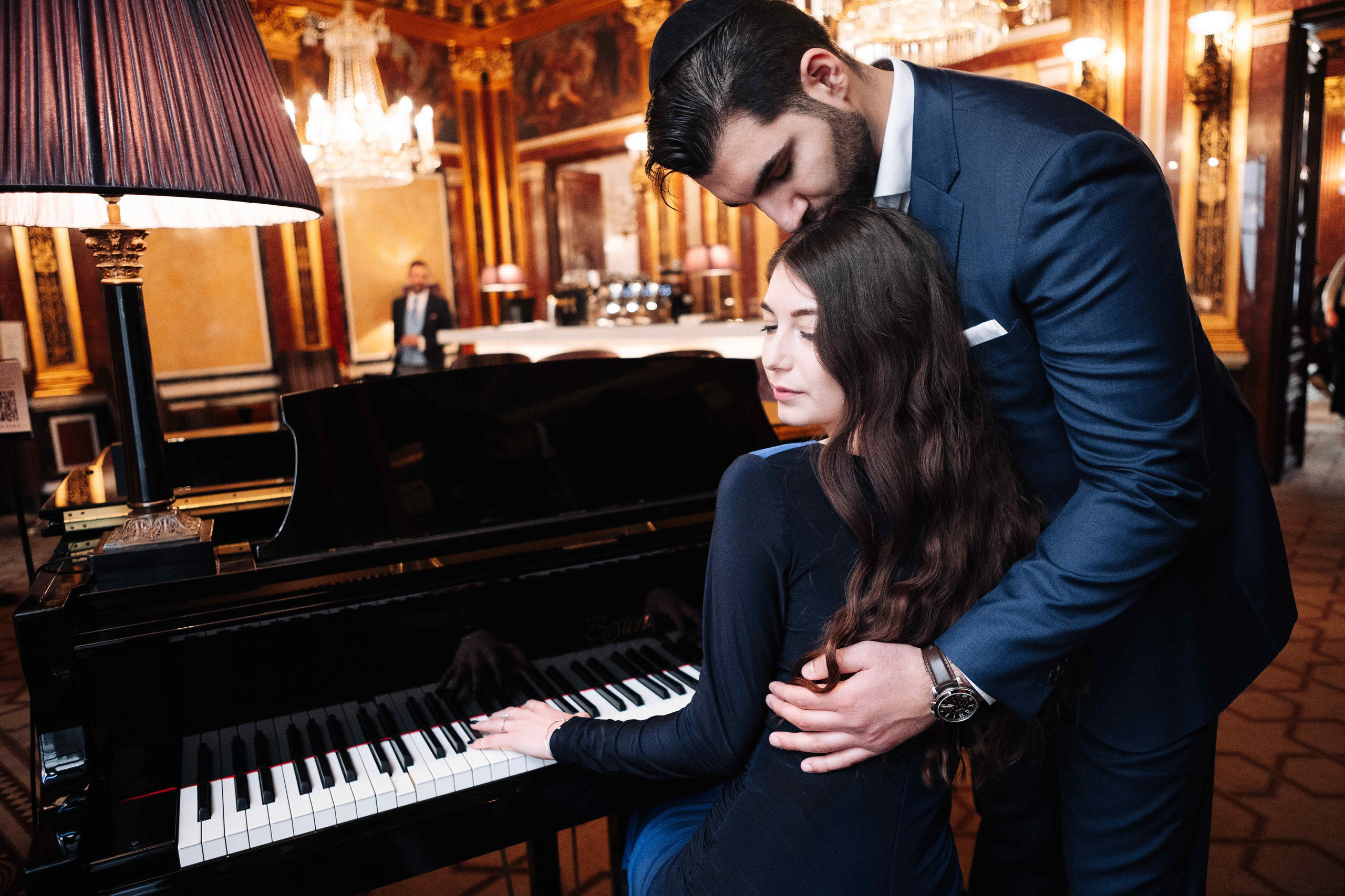 A LOVE STORY IN VIENNA. PHOTOGRAPHER IN ISRAEL