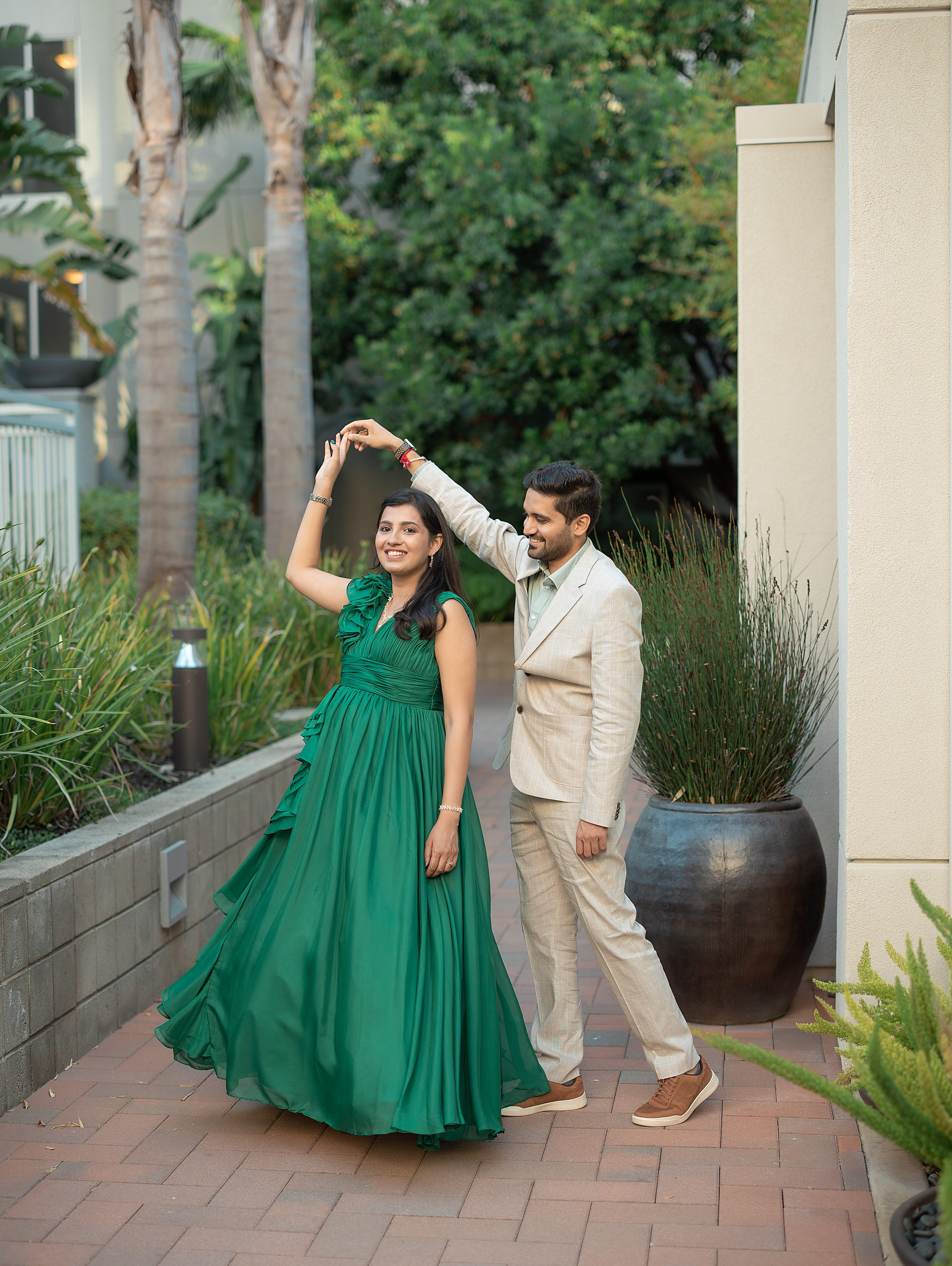 FAMILY & MATERNITY PHOTOGRAPHY. Couples & Families photographer in Bay Area, San Jose, California