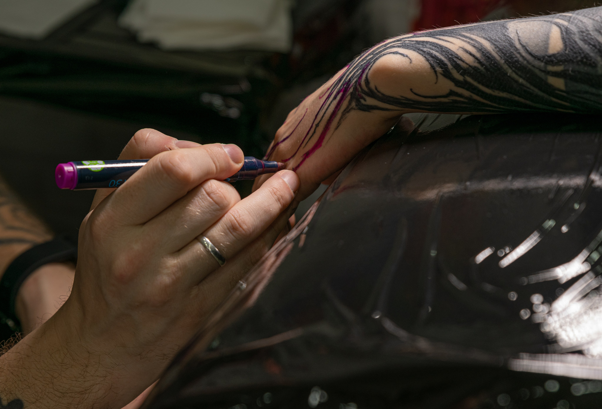 ROY TATTOO — радни дан. Викторија Федосеенко, фотограф у Србији