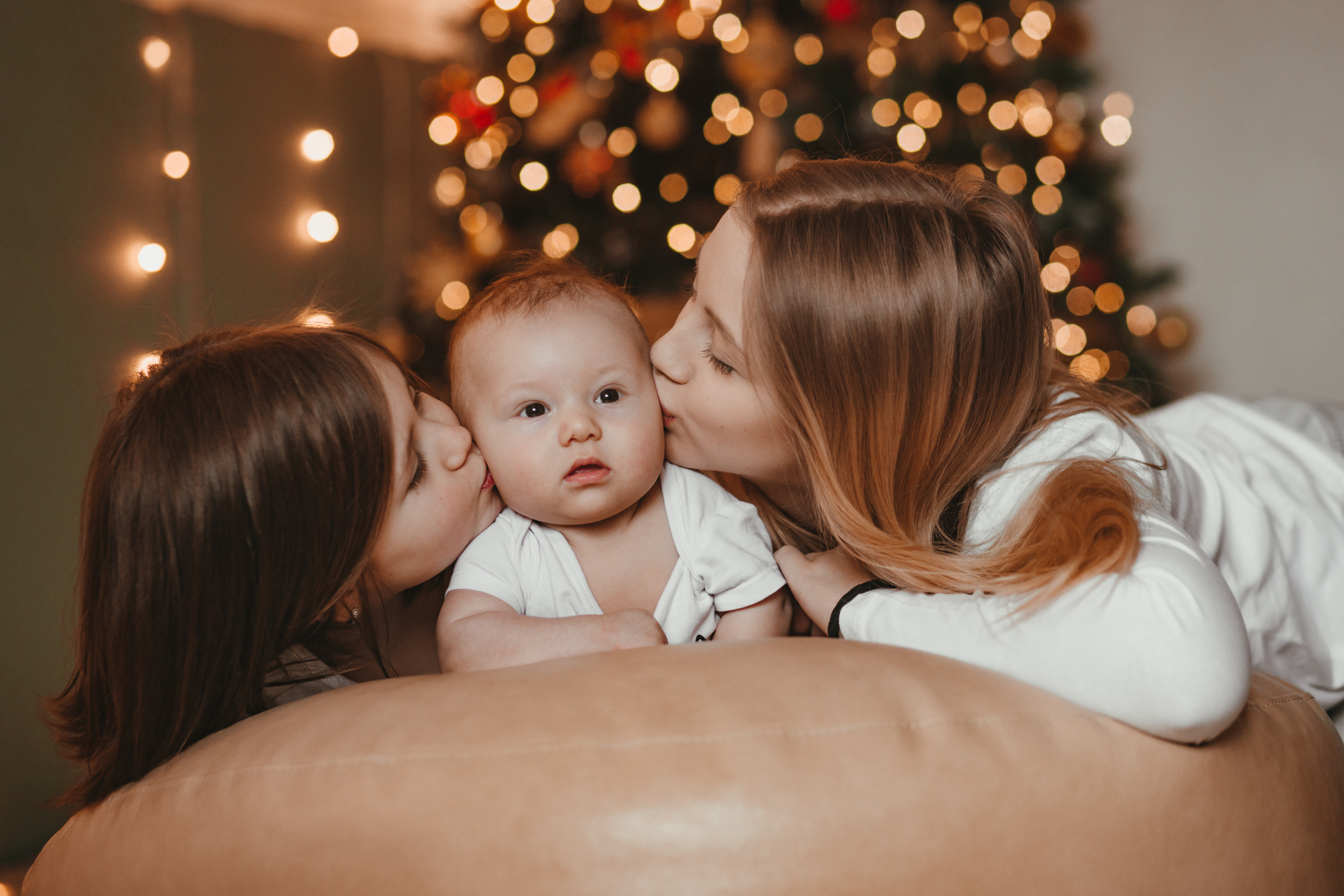Alexa and Michail. Portrait family photographer in Berlin Elena Zakh