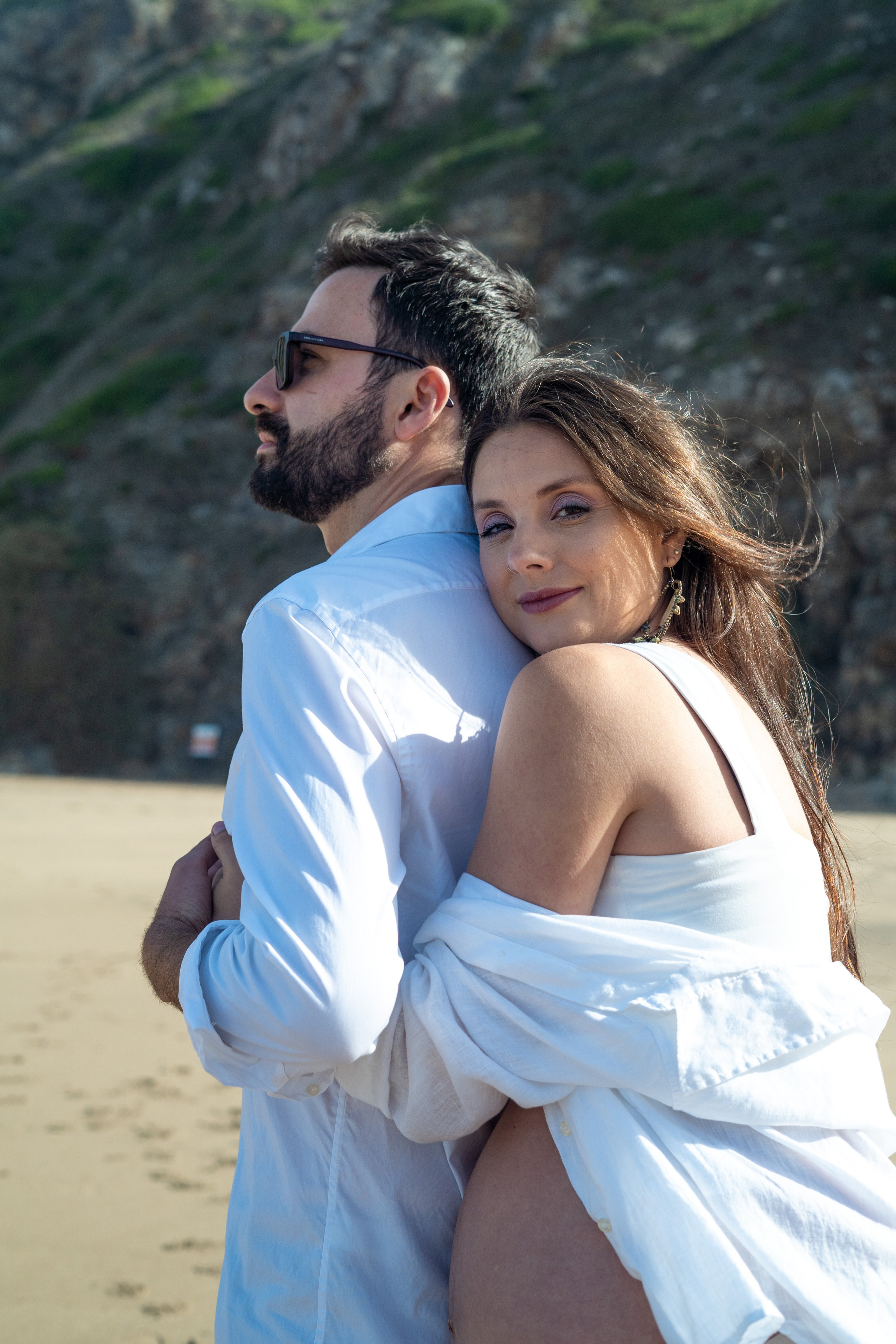 Ensaio Praia — Rafaela e César. Frames by Giovani Braga