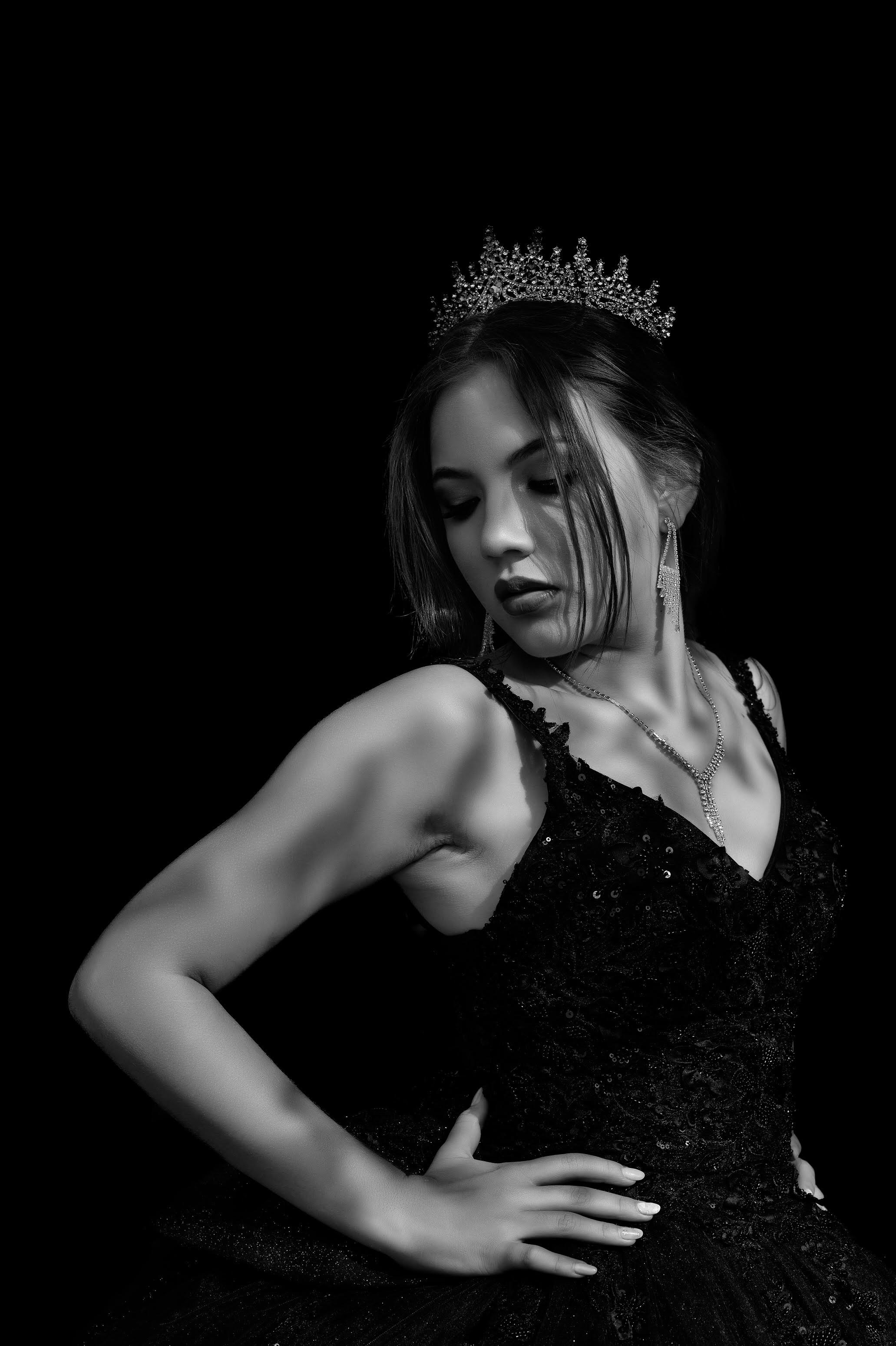 Mis 15 | Sesiones de Fotografía Modernas. Wedding Photography & Videography by ZZ Hendrick | Capturing Your Love Story in Colombia & USA