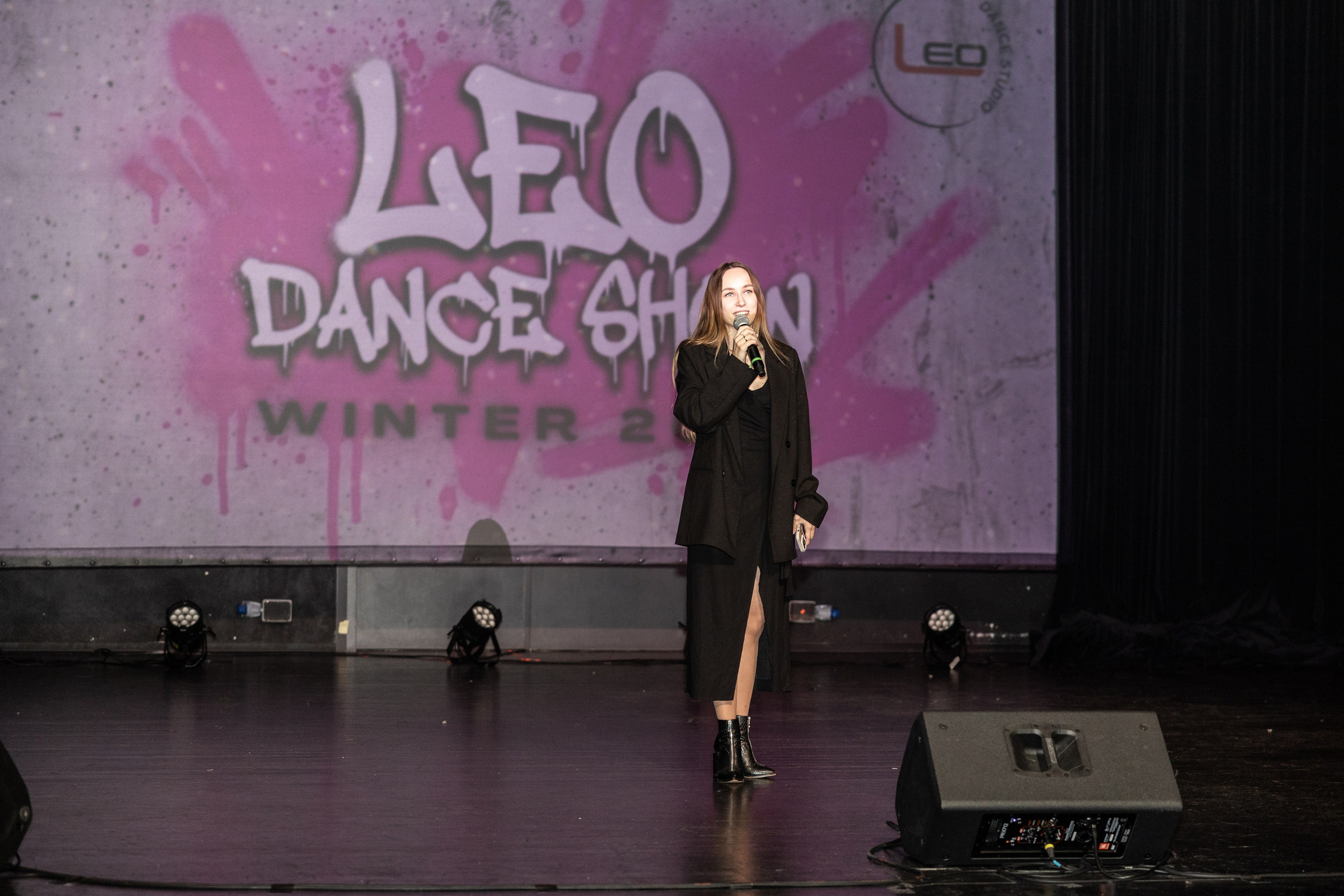 LEO DANCE SHOW WINTER 2025. Семейный и детский фотограф в Варшаве Мила Бобровская