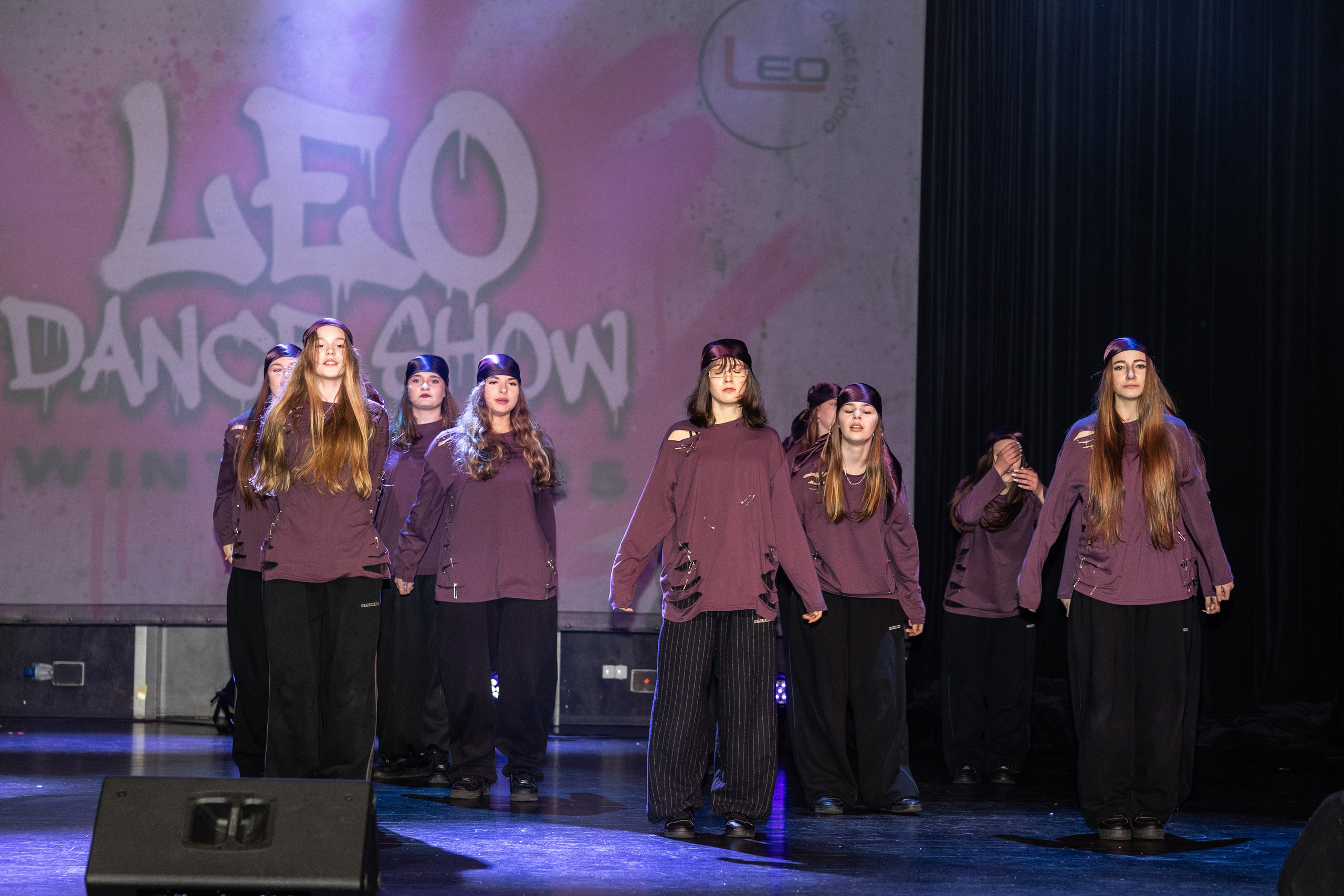 LEO DANCE SHOW WINTER 2025. Семейный и детский фотограф в Варшаве Мила Бобровская