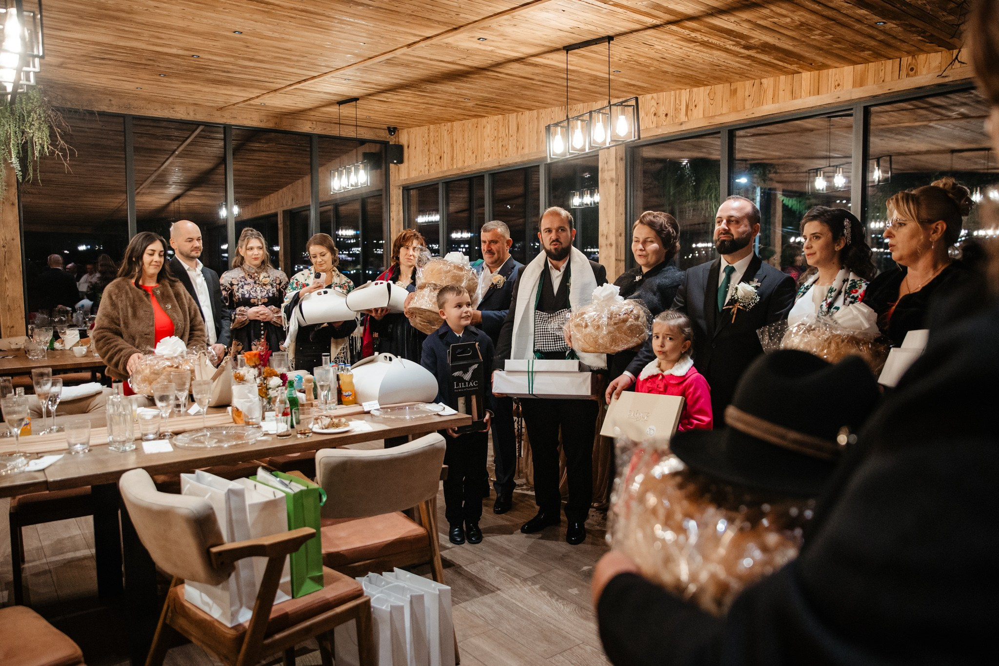 Nunta de Poveste la Sucevița: Cristi și Andreea. Servicii foto-video profesionale, pentru momente de neuitat