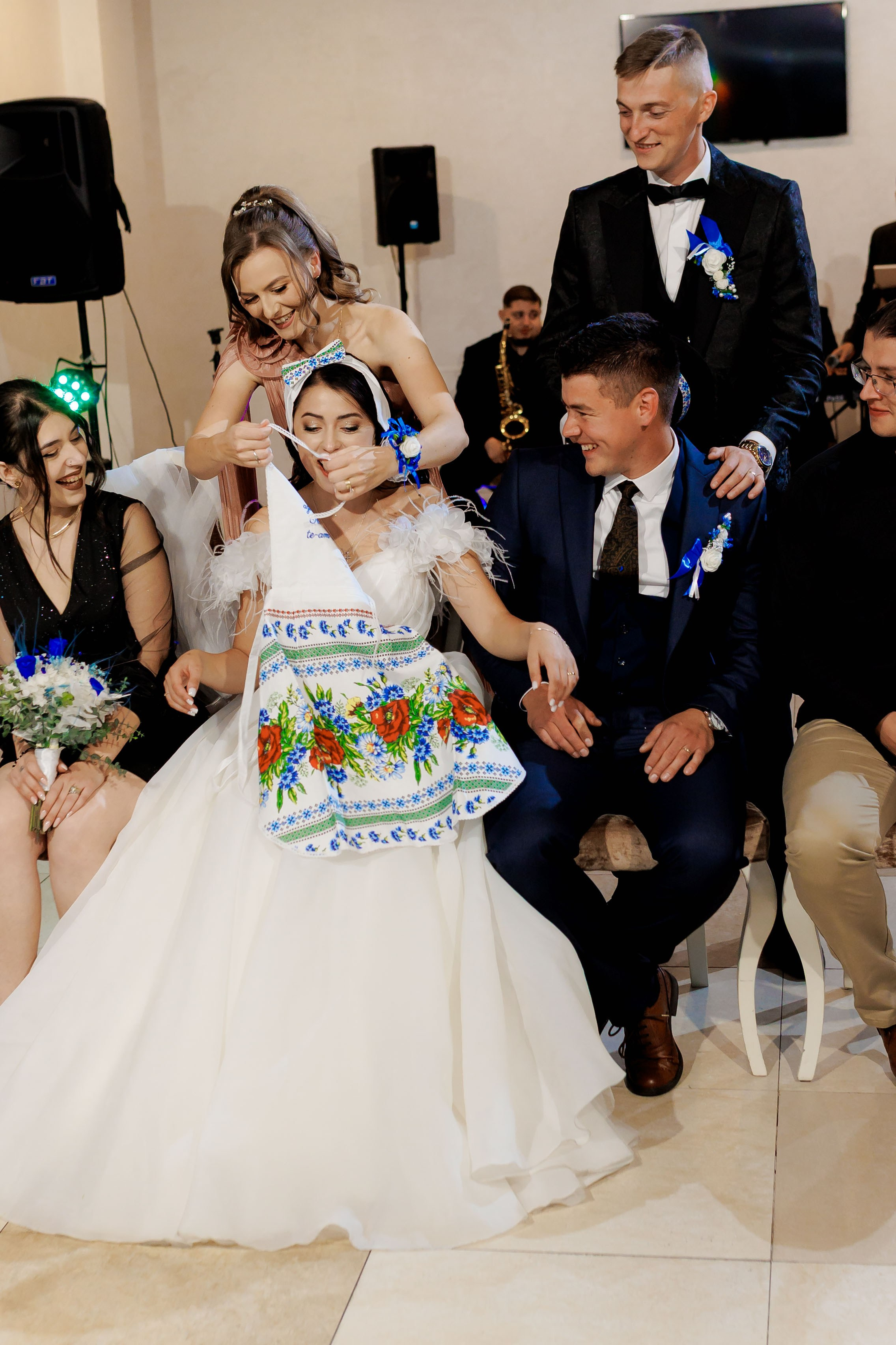 Loredana & Emilian – Ziua Nunții | Videografie - fotografie Botez Suceava, Iași, Botoșani. Servicii foto-video profesionale, pentru momente de neuitat