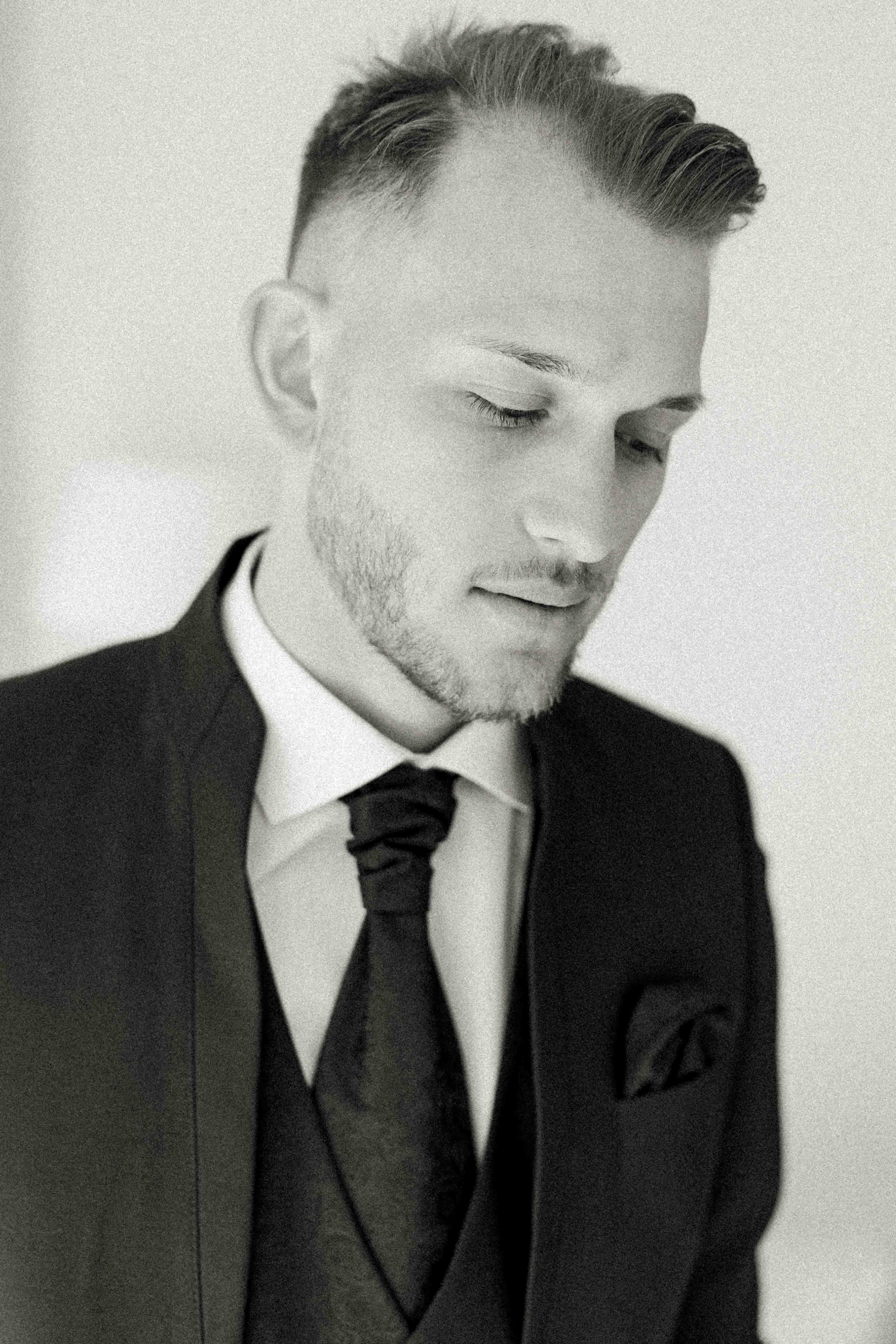 getting ready bräutigam hochzeit landhaus am see garbsen