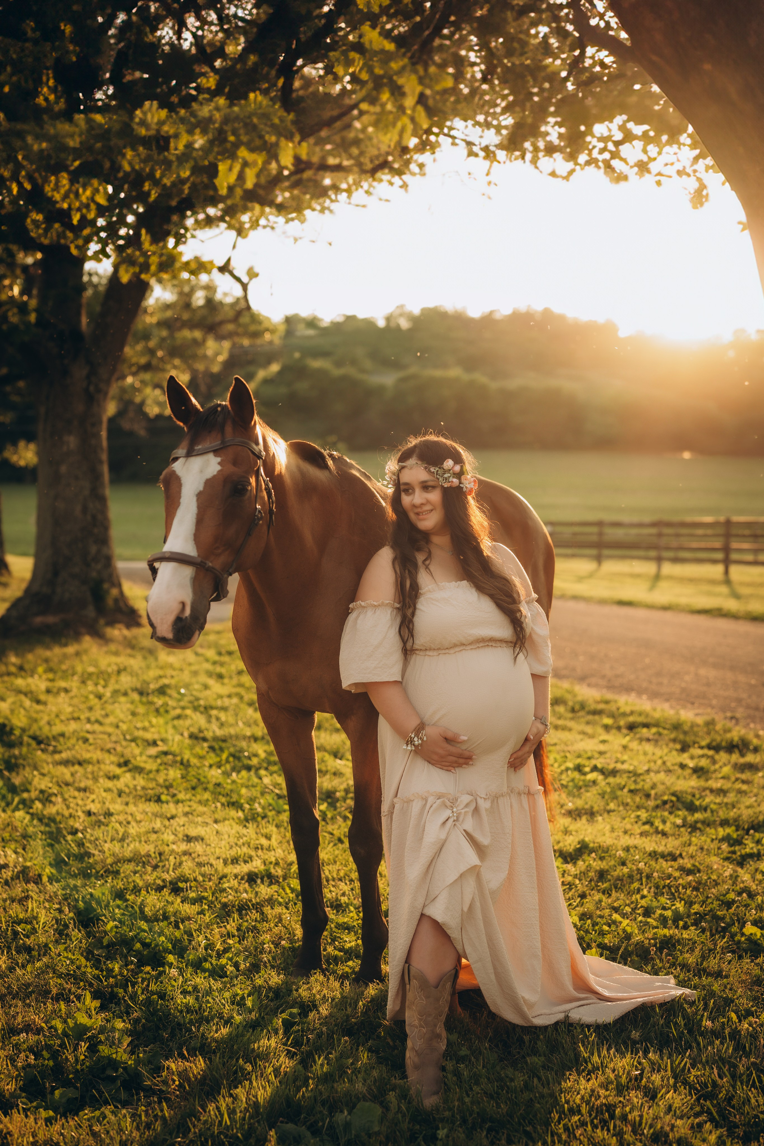 Photoshoot with a Horse. Lifestyle Family Photographer in Pennsylvania