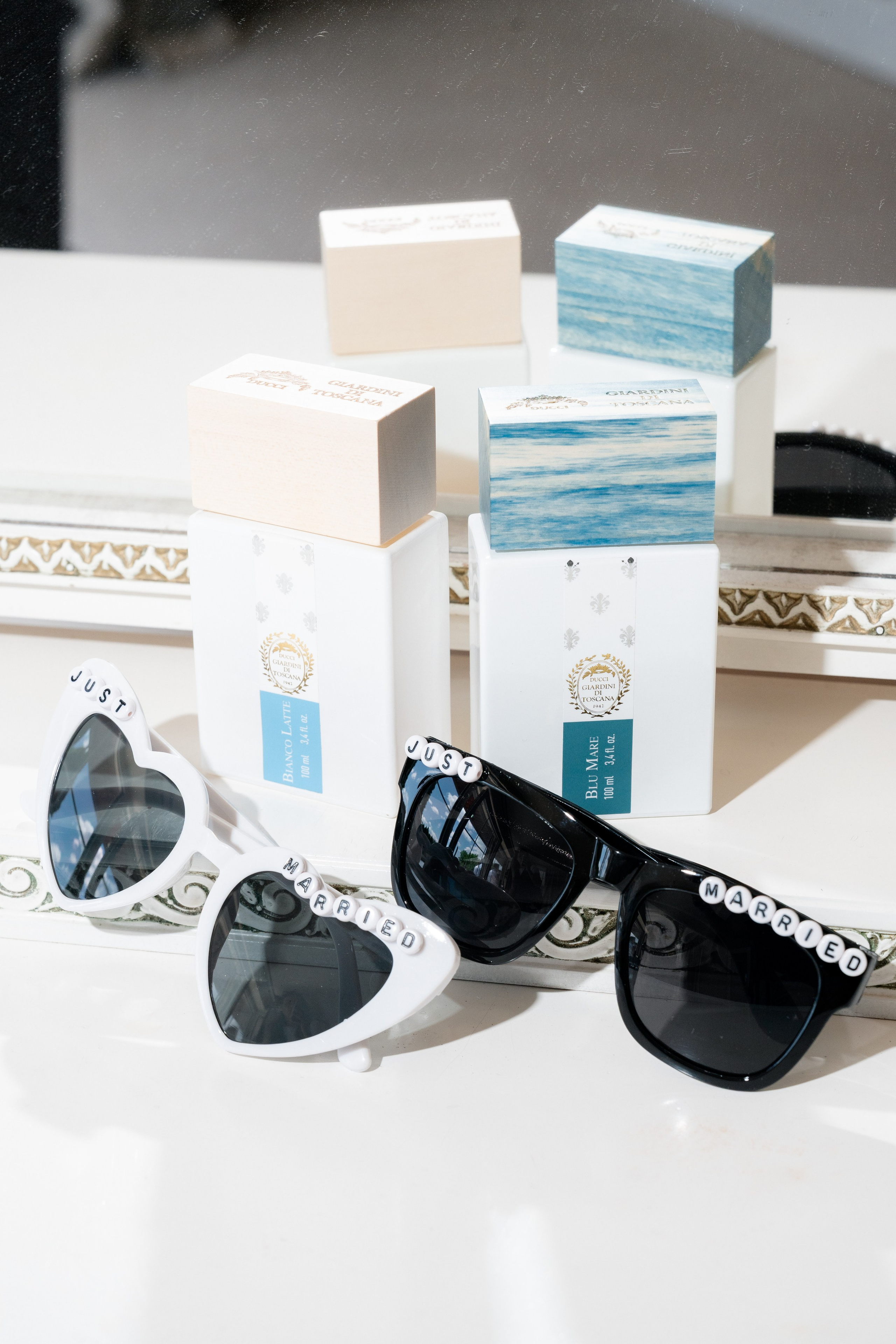 Octavia & Theo. Destination Wedding Photographer Alex Pasarelu