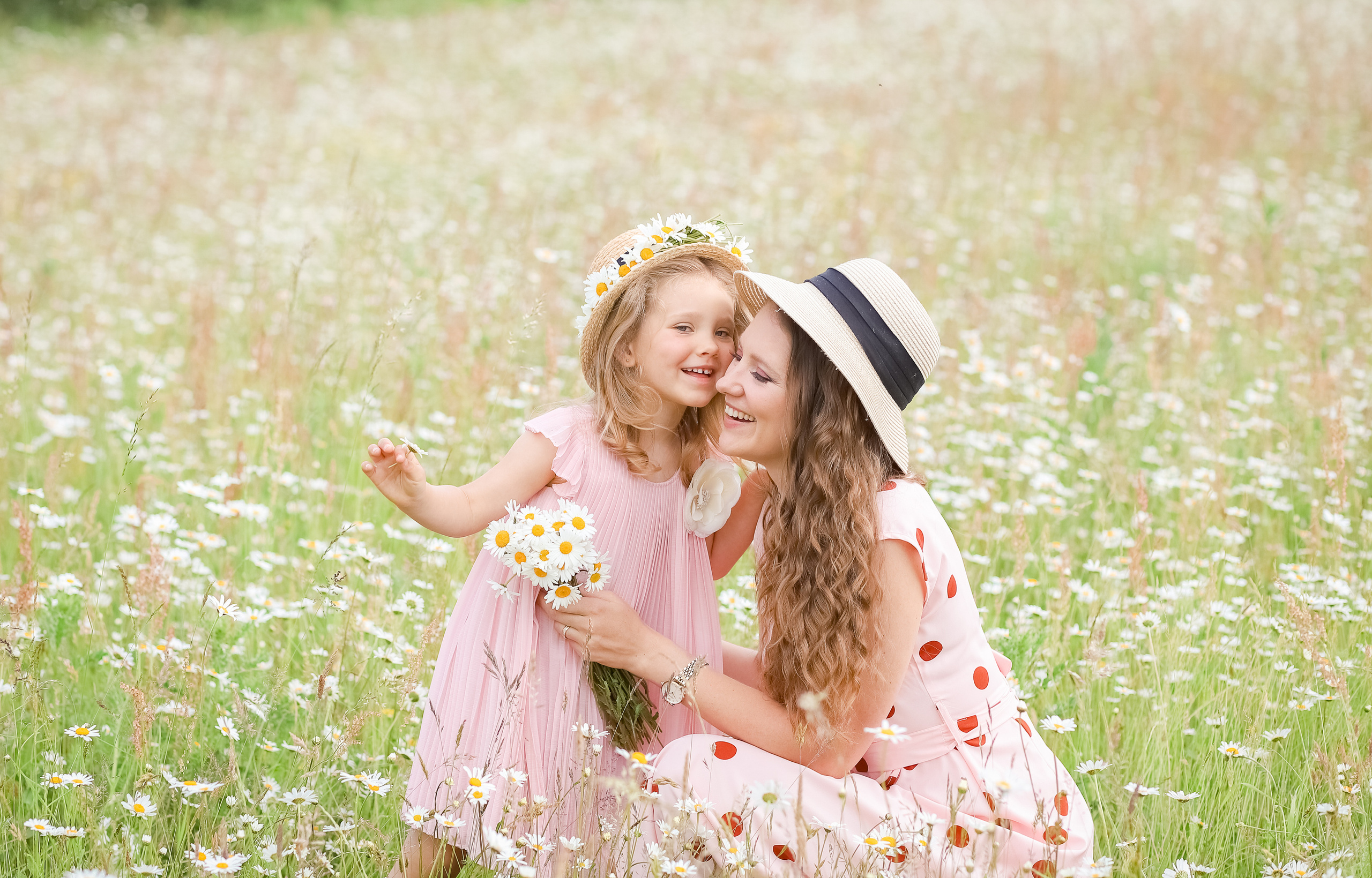 Daisies. Family & children’s photographer in Herts & West London Iryna Blair
