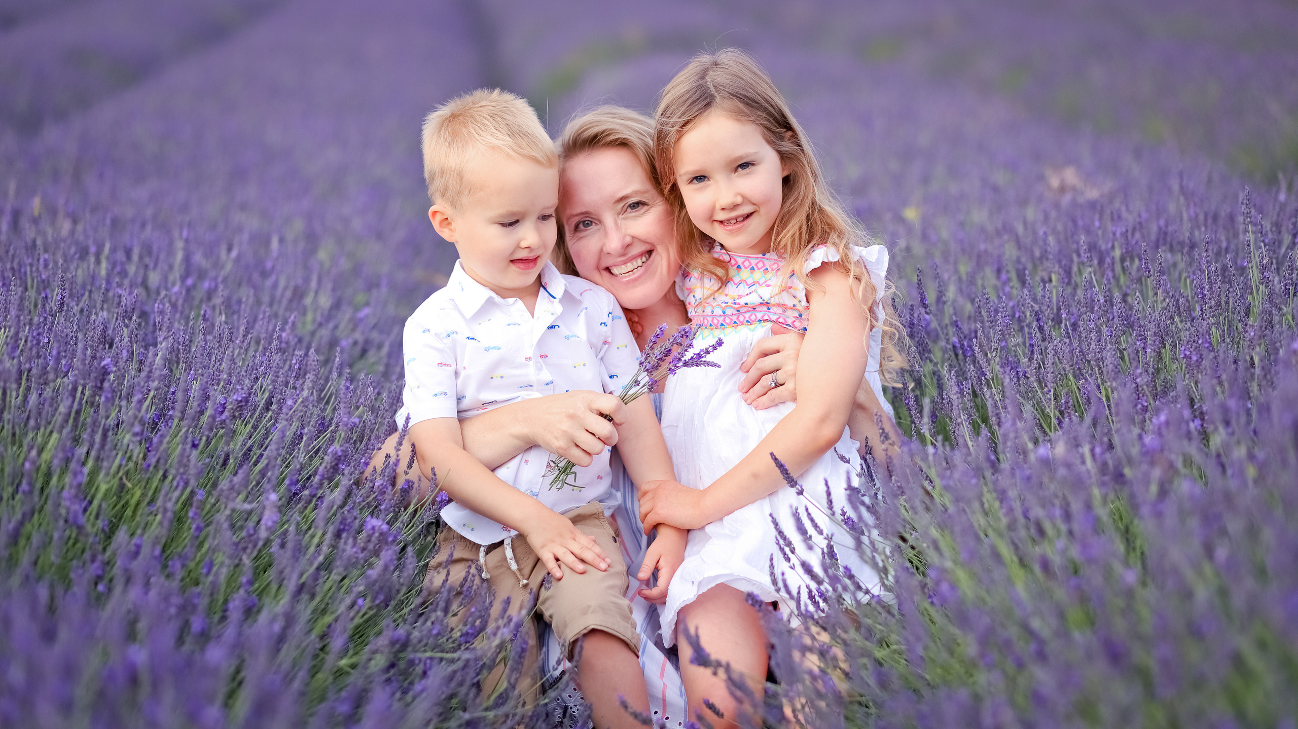 Lavender. Family & children’s photographer in Herts & West London Iryna Blair