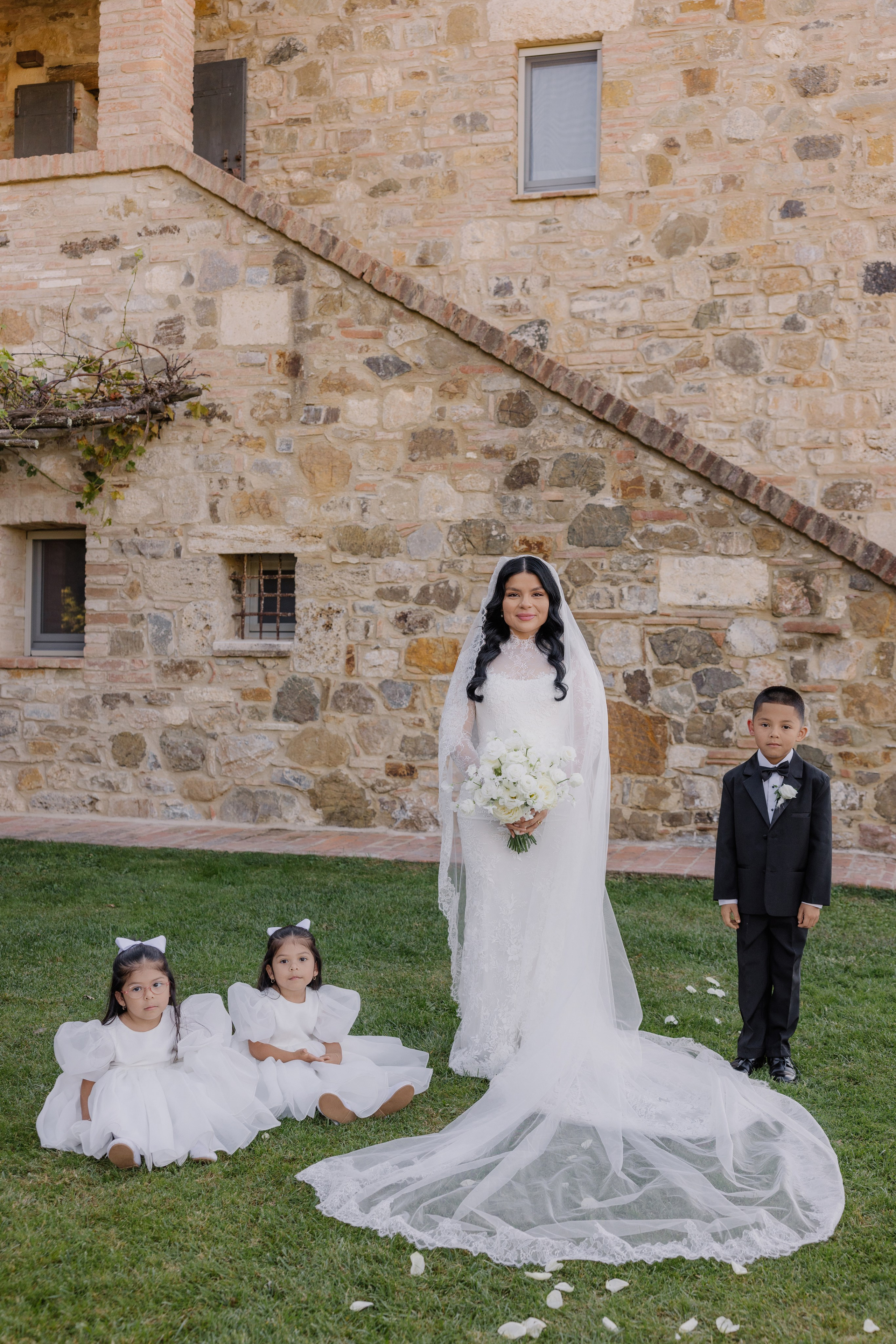 Mitcell&Melanie digital. Wedding photographer Italy