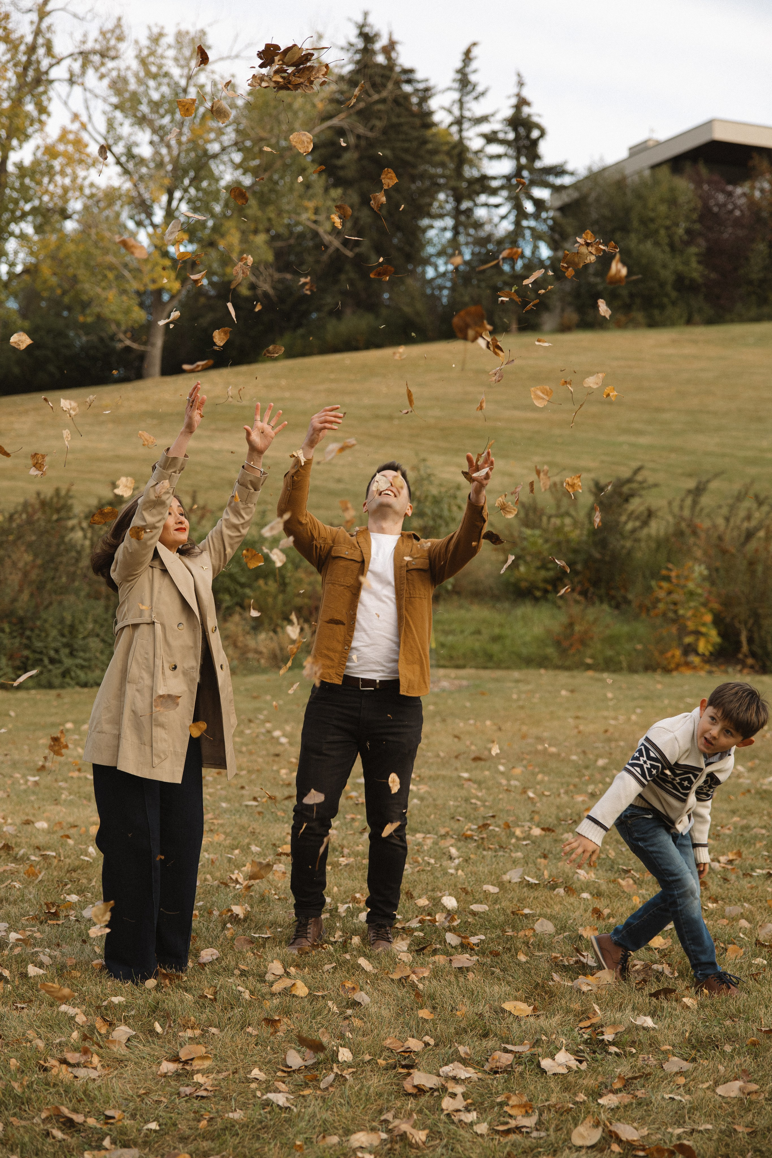 Karen and her beautiful family. Photographer Stanislav Antonov