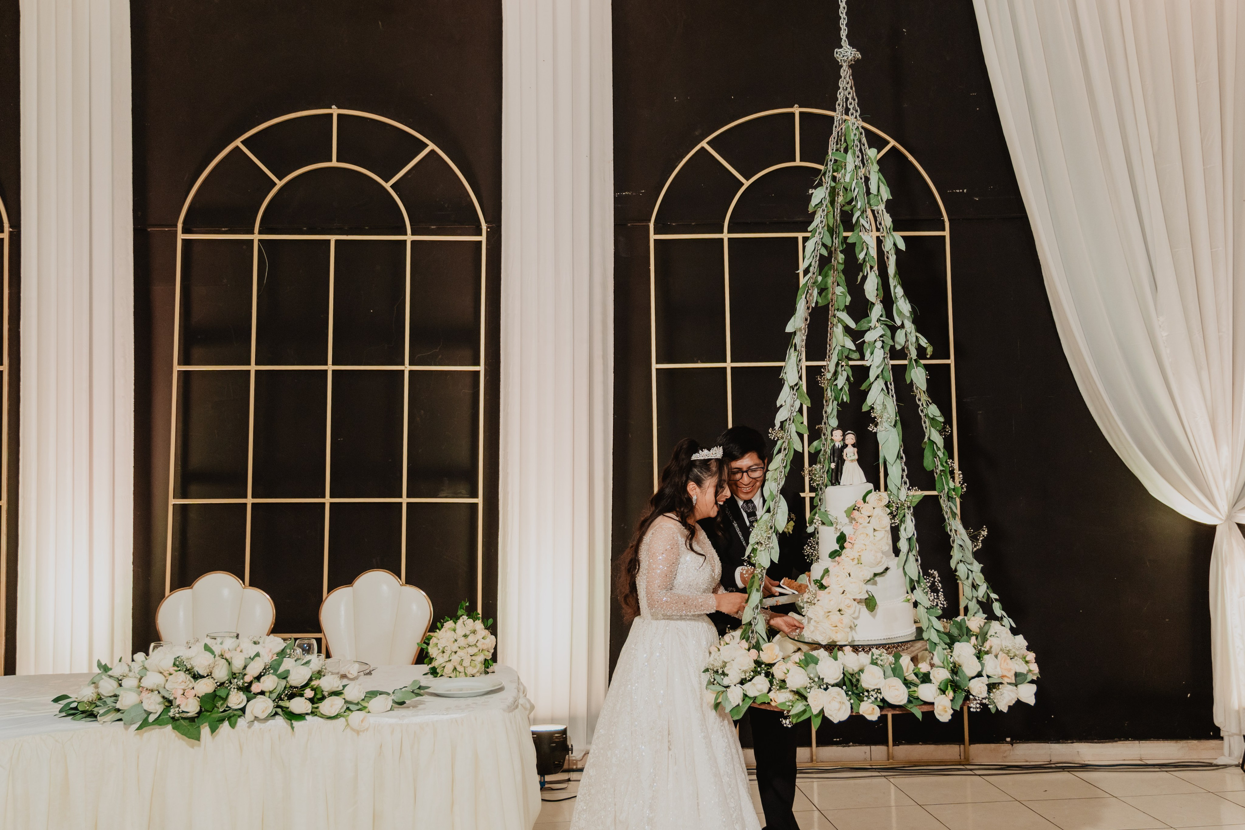 FERNANDO + MARIBEL | BODA RELIGIOSA. Studio KVTA | Fotografía y Video de Bodas en Arequipa