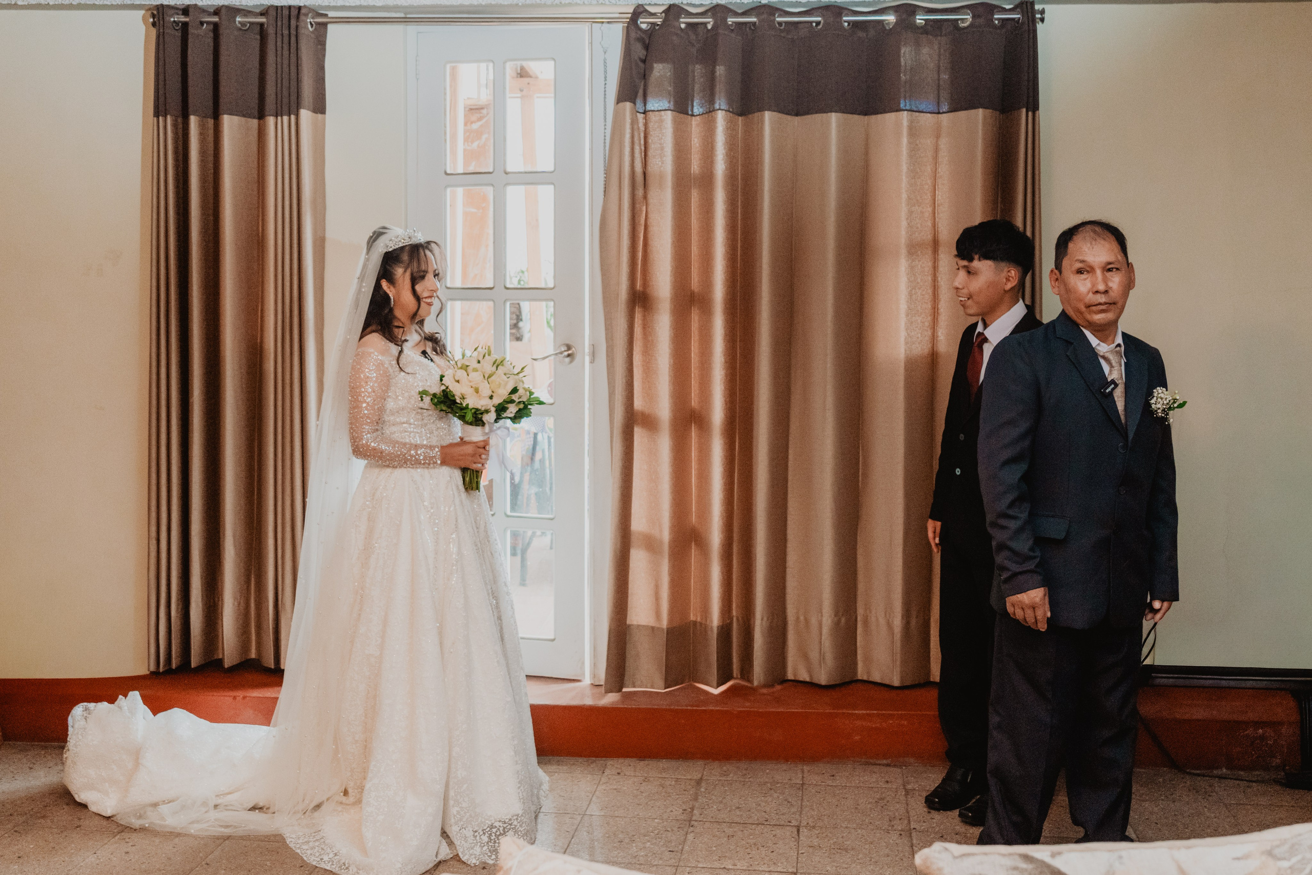 FERNANDO + MARIBEL | BODA RELIGIOSA. Studio KVTA | Fotografía y Video de Bodas en Arequipa