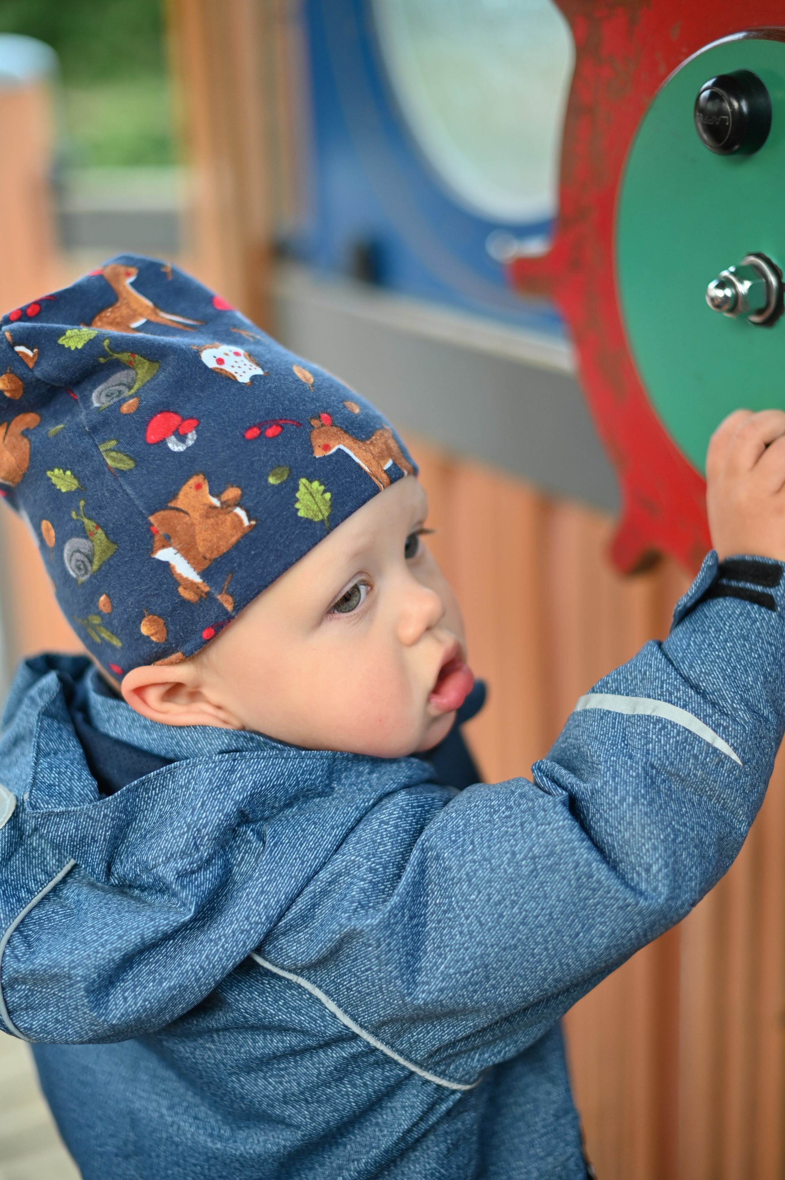 На детской площадке. Детский и семейный фотограф в финляндии дина пулкка. контент фотограф