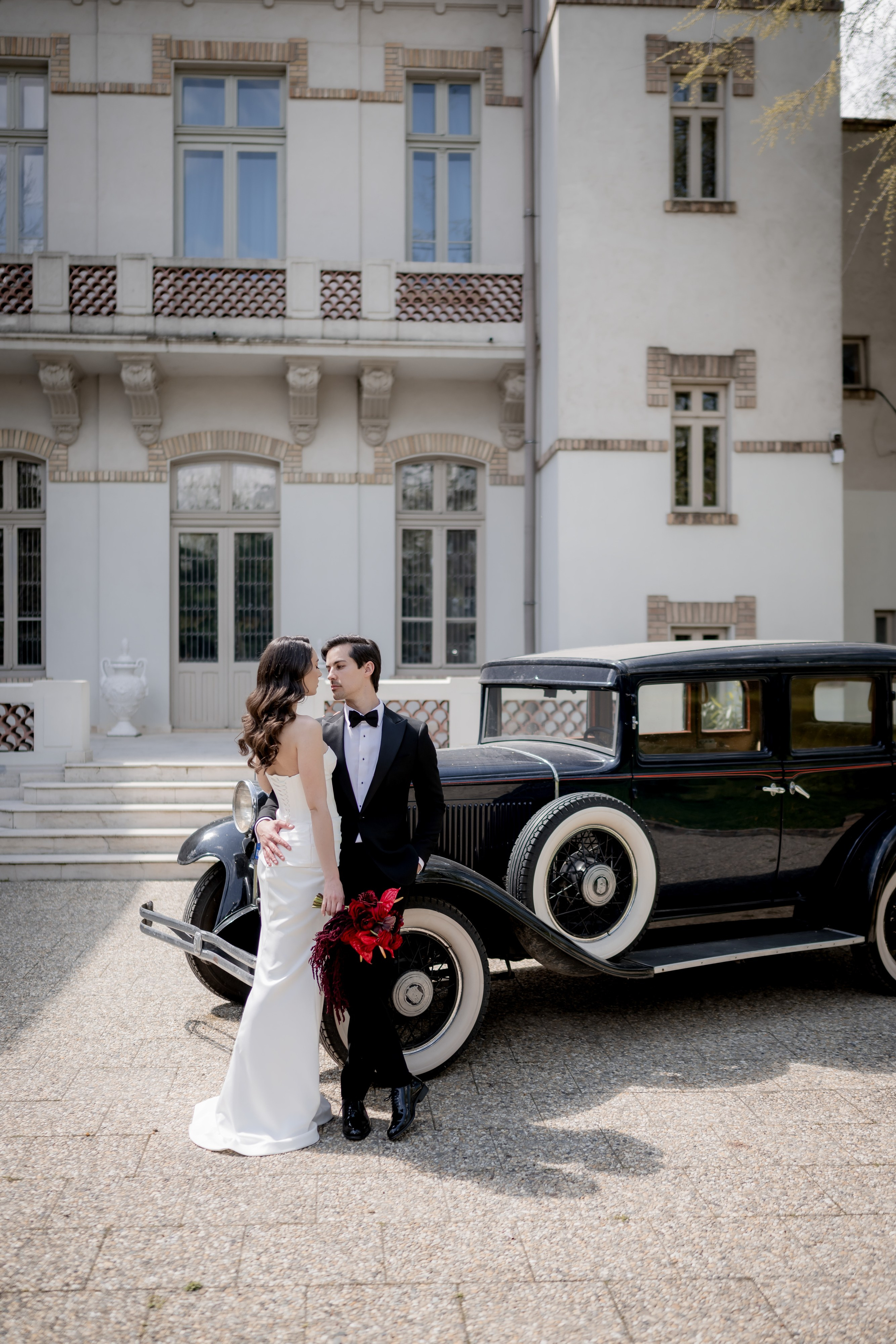 Claudia & Mihai Wedding | Elegant Love Story
