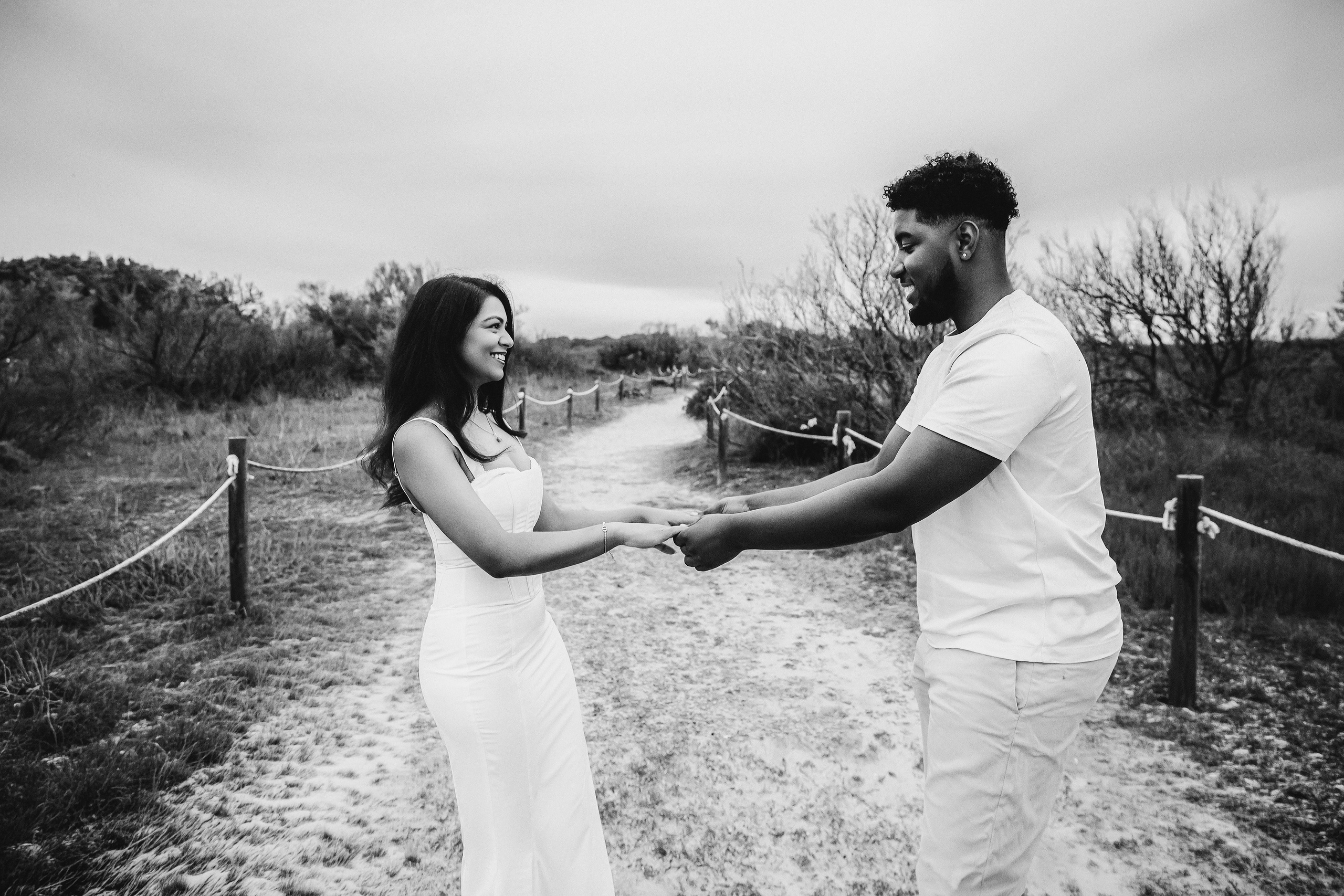 Love Story Photography by Julia Gnatenko | Romantic Photoshoots in Valencia, Alicante, Barcelona, Spain. Julia Gnatenko — Photographer Valencia, Alicante, Barcelona, Spain, Europe