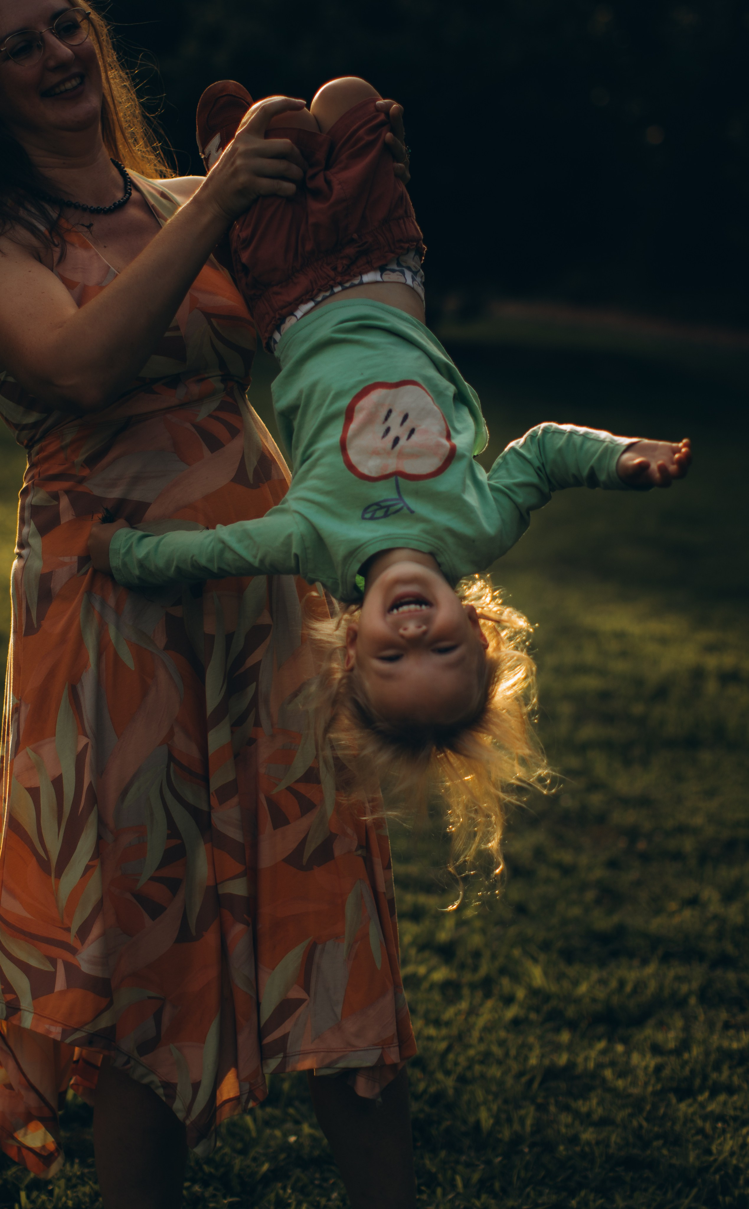 Ksenia and Oliver. Love Through Photo