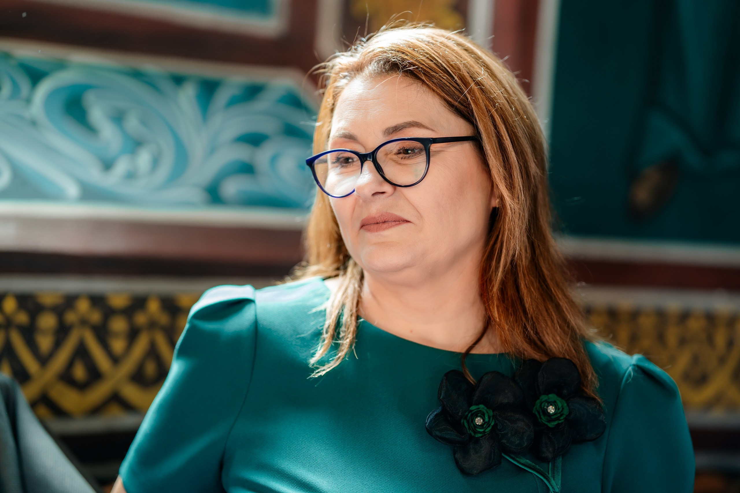 fotograf botez Miruna Parascheva, fotografie botez Botoșani, fotograf Alin Chirilă, amintiri botez, fotografii botez, botez Miruna Parascheva, fotograf copii, fotografie botez în Botoșani-alt="botez Miruna Parascheva, fotografie botez Alin Chirilă, amintiri botez, fotografii emoționante botez Botoșani"-- fotografii-botez-bebelus- amintiri-botez-micuț- moment-sfânt-crestinare- fotografie-emotionanta-botez- detalii-botez-bebelusi- parinti-fericiti-la-botez- fotograf-botez-profesionist- botez-in-biserica-ortodoxa- micuț-botezat-cu-emoție- zâmbete-și-lacrimi-la-botez- bebeluș-la-cristelniță- decor-botez-colorat- botez-cu-dragoste-și-credință- emotie-pura-la-botez- fotograf-botez-botosani- botez-iasi-suceava-fotograf- amintiri-nepretuite-botez