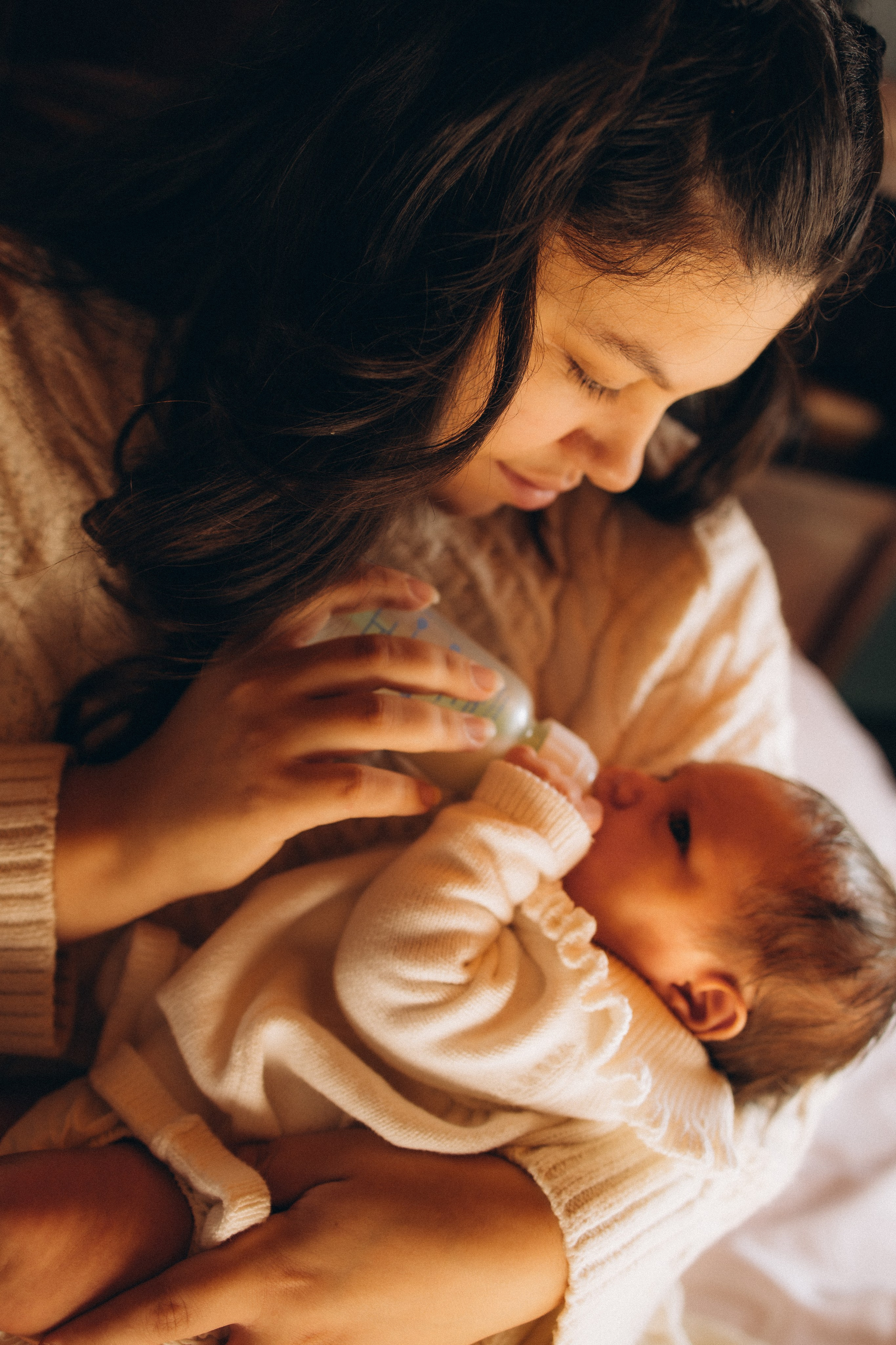 Newborn lifestyle documentary photographer