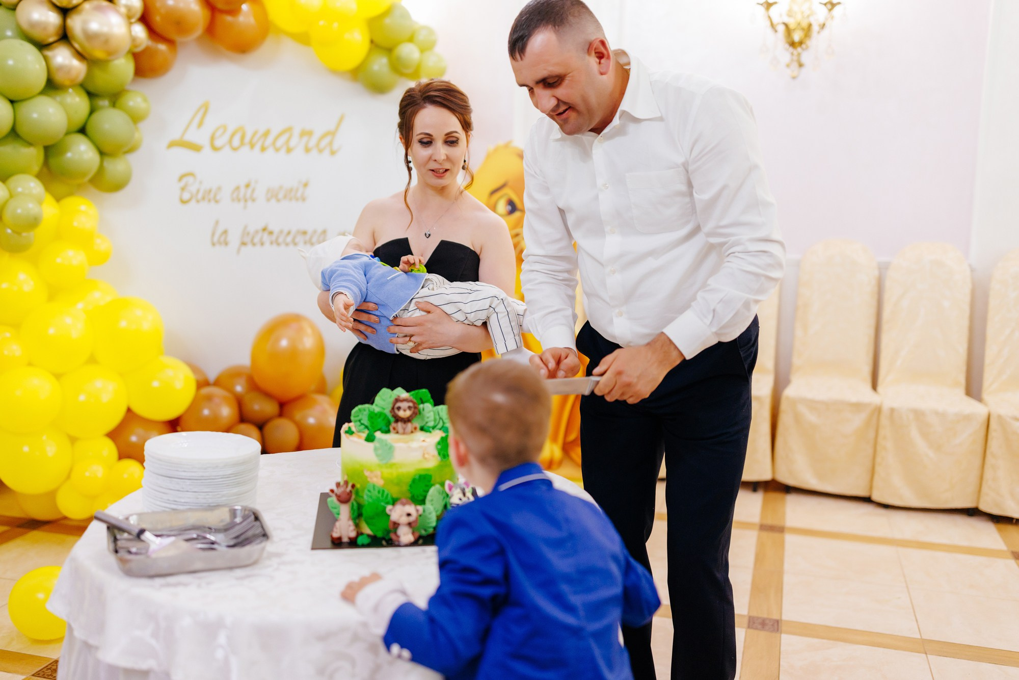 Leonard. Wedding photographer and videographer