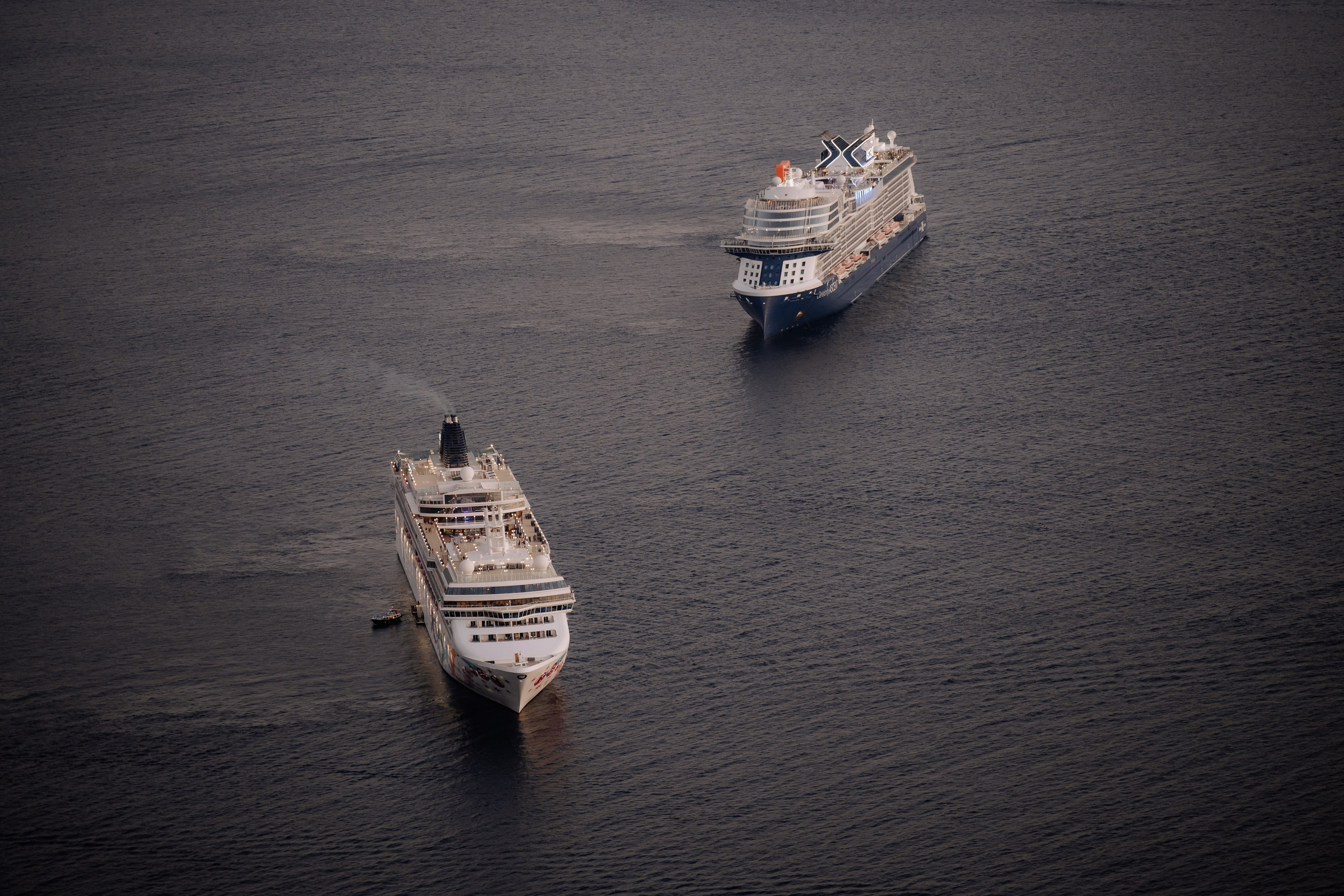 Lore + Razvan | Santorini after wedd. Proud Vision Weddings | Wedding Photography & Film — Servicii profesionale Foto Video Nunta Iasi