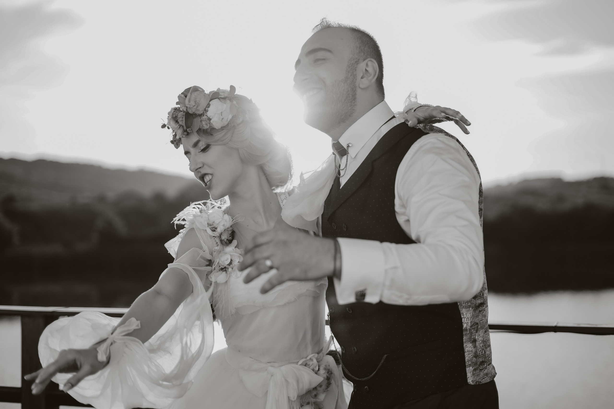 Nunta cu tematica anilor 1920, sedinta foto in ziua evenimentului. Proud Vision Weddings | Wedding Photography & Film — Servicii profesionale Foto Video Nunta Iasi