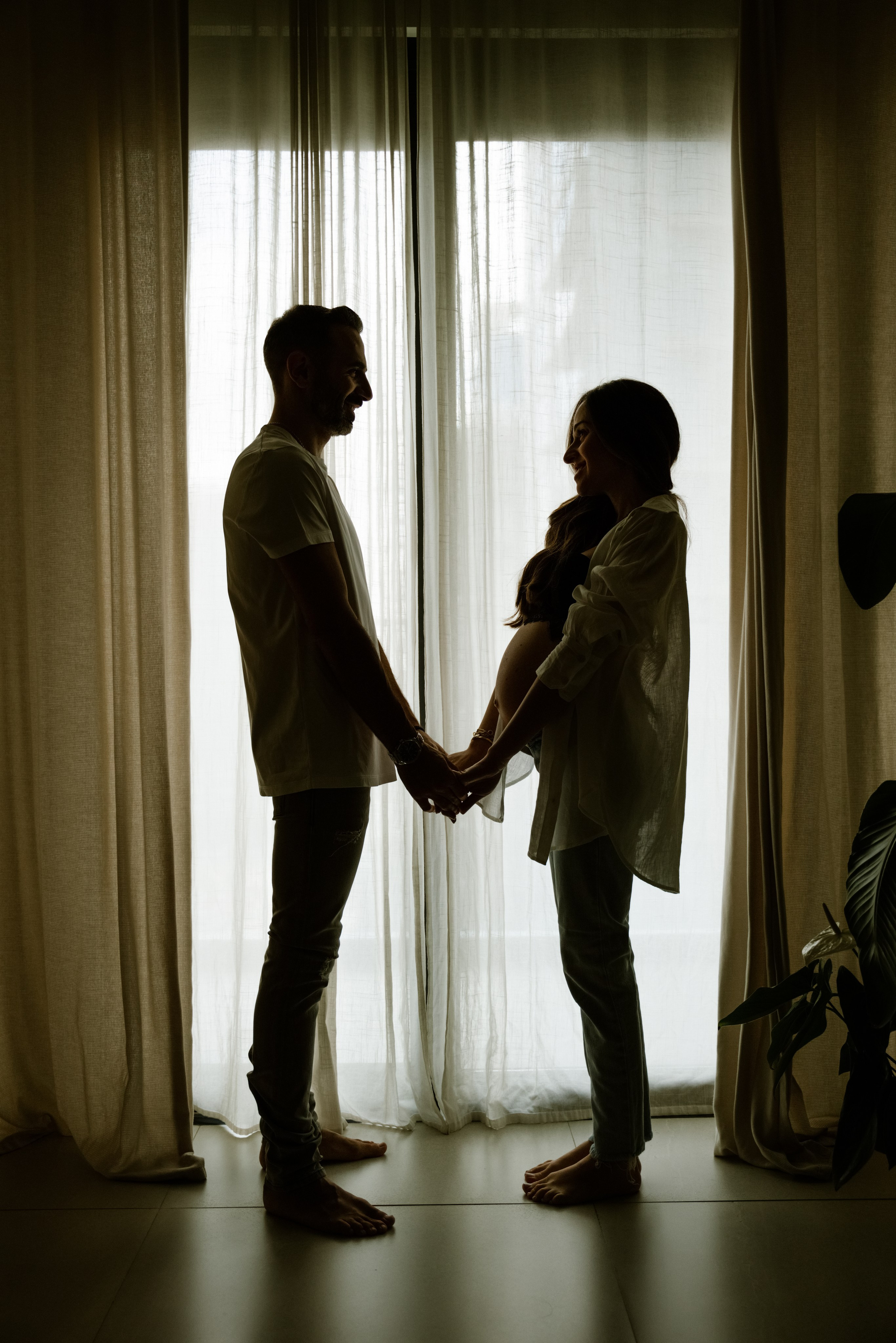 Cozy home session. Angela Iakovleva — Family Photographer in Dubai