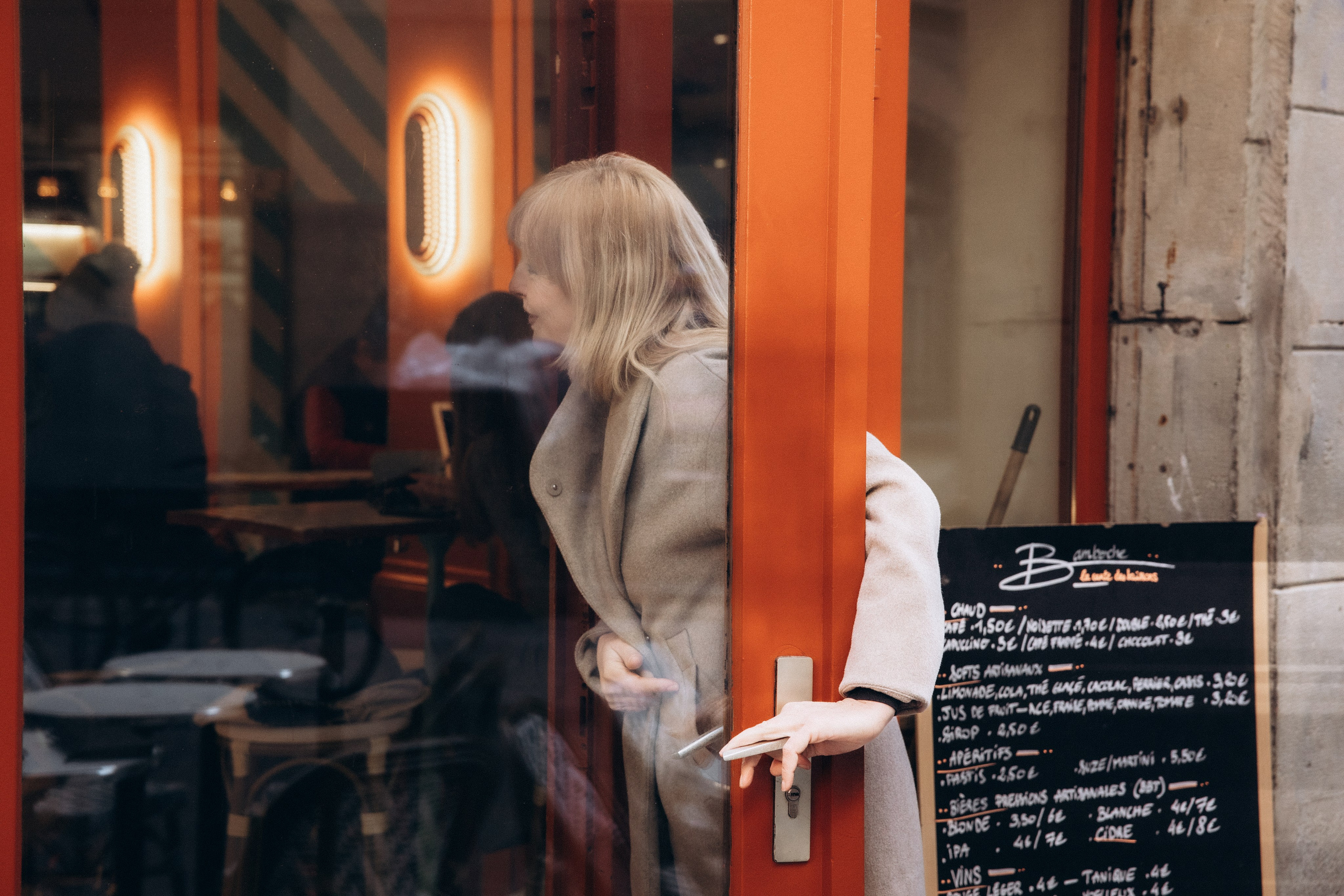Content session in Toulouse with Lisa. Eugénie Smirnova — photographe à Toulouse et dans le sud-ouest de la France