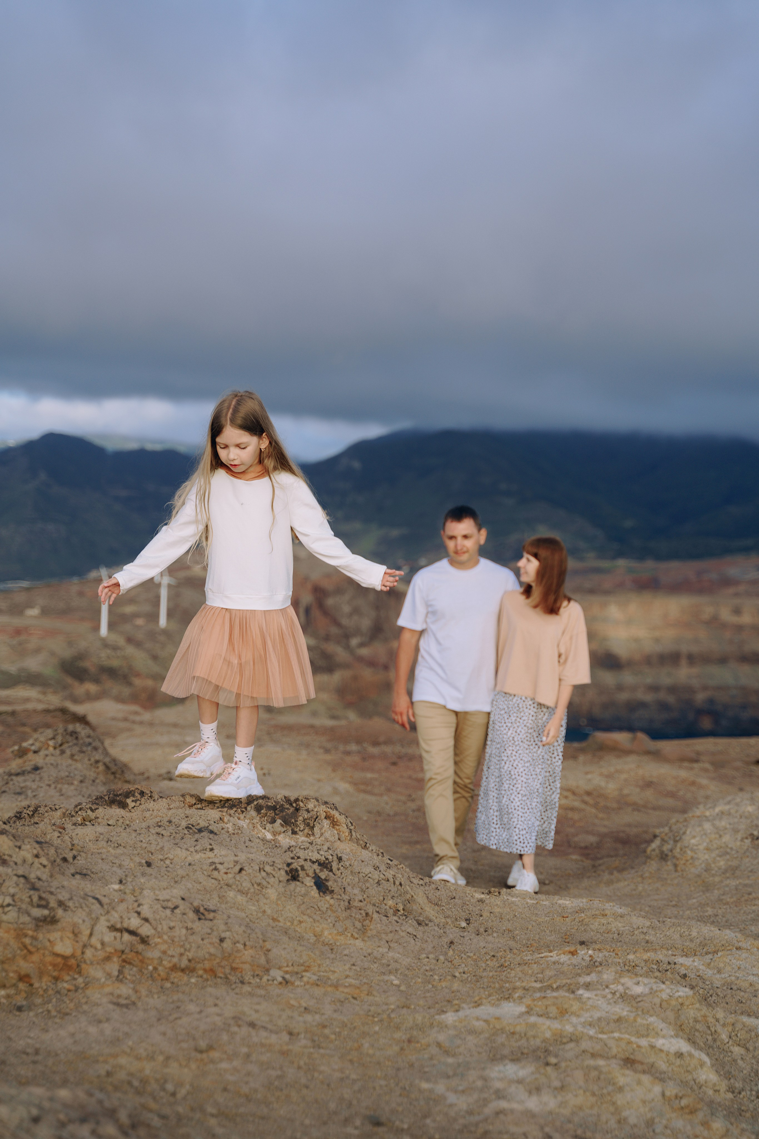 Family Photoshoot at Caniçal Viewpoint | Madeira Family Photographer. Your photographer in Madeira