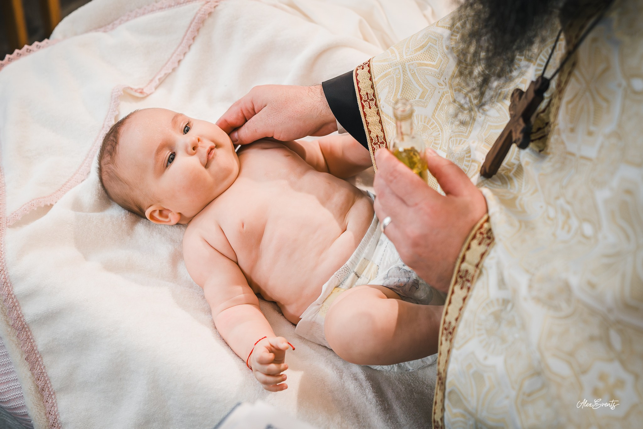Fotograf Botez Roman Danemarca la biserica romaneasca din Agerbæk| Alex Events. AlexEvents Fotograf / Videograf de evenimente Danemarca DK Horsens, Arhus, Odense, Vejle.Nunta, botez, foto-studio