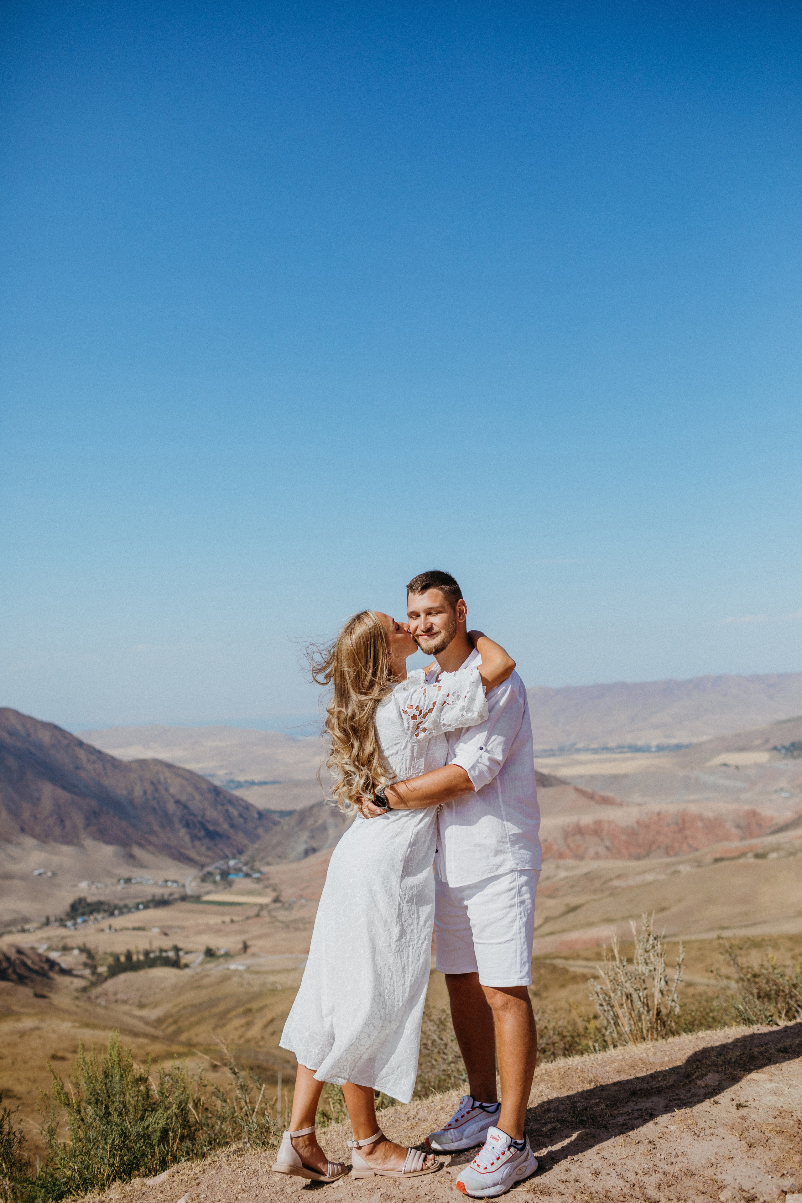 Фотосессия в свадебном путешествии. Фотограф в Бишкеке Оксана Шувалова