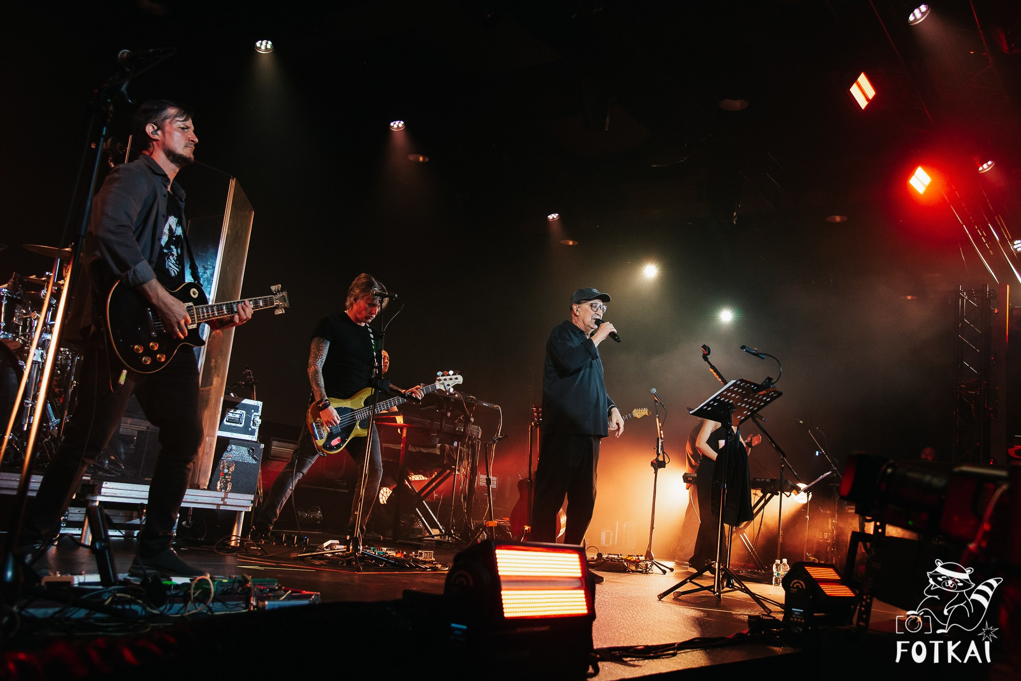 DDT — Fotos del concierto en Auditorio Roig Arena, Valencia, 2026 | FOTKAI