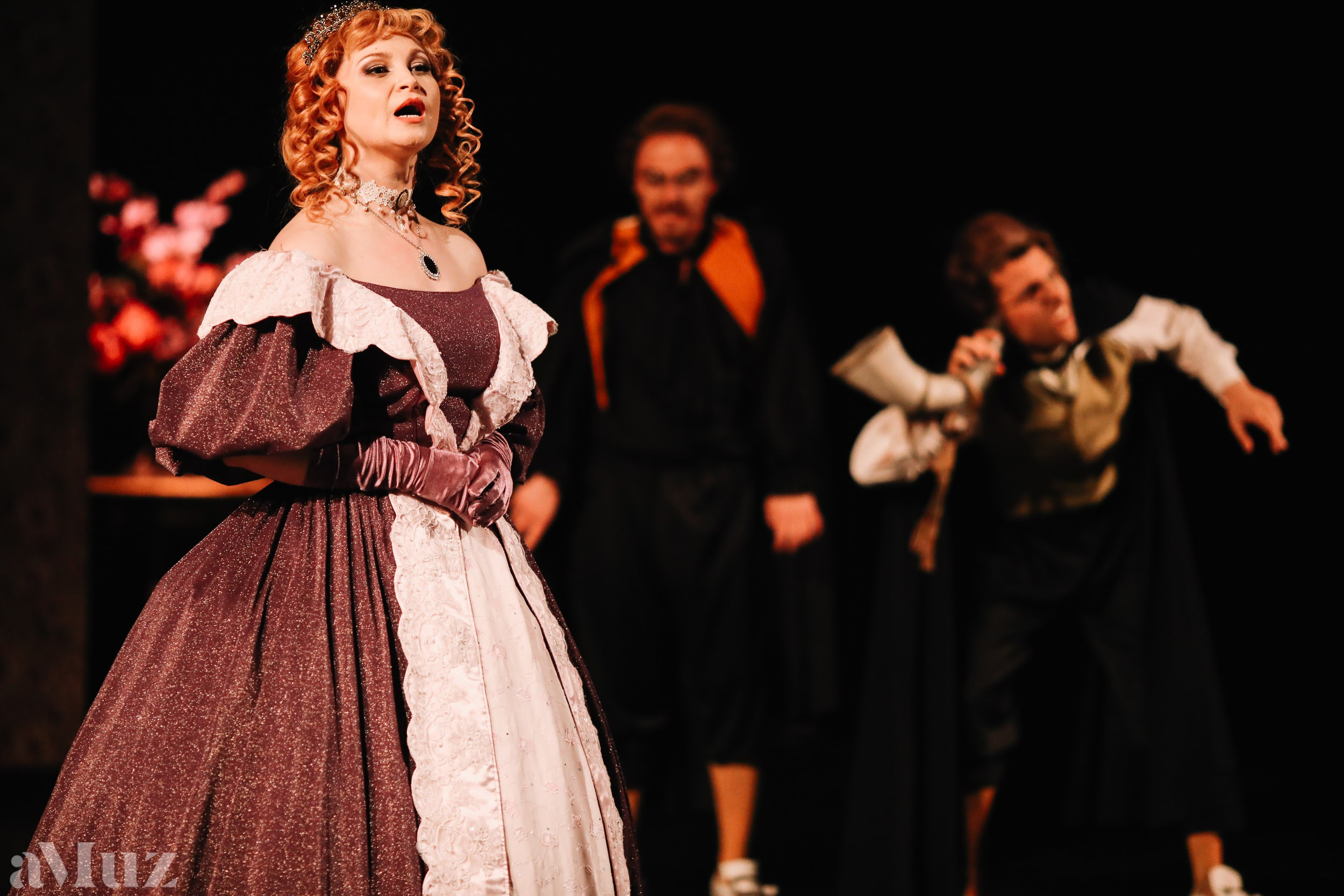 Opera Łąkowa. Fotograf Ślubny Warszawa - Sesje Biznesowe Rodzinne Eventy