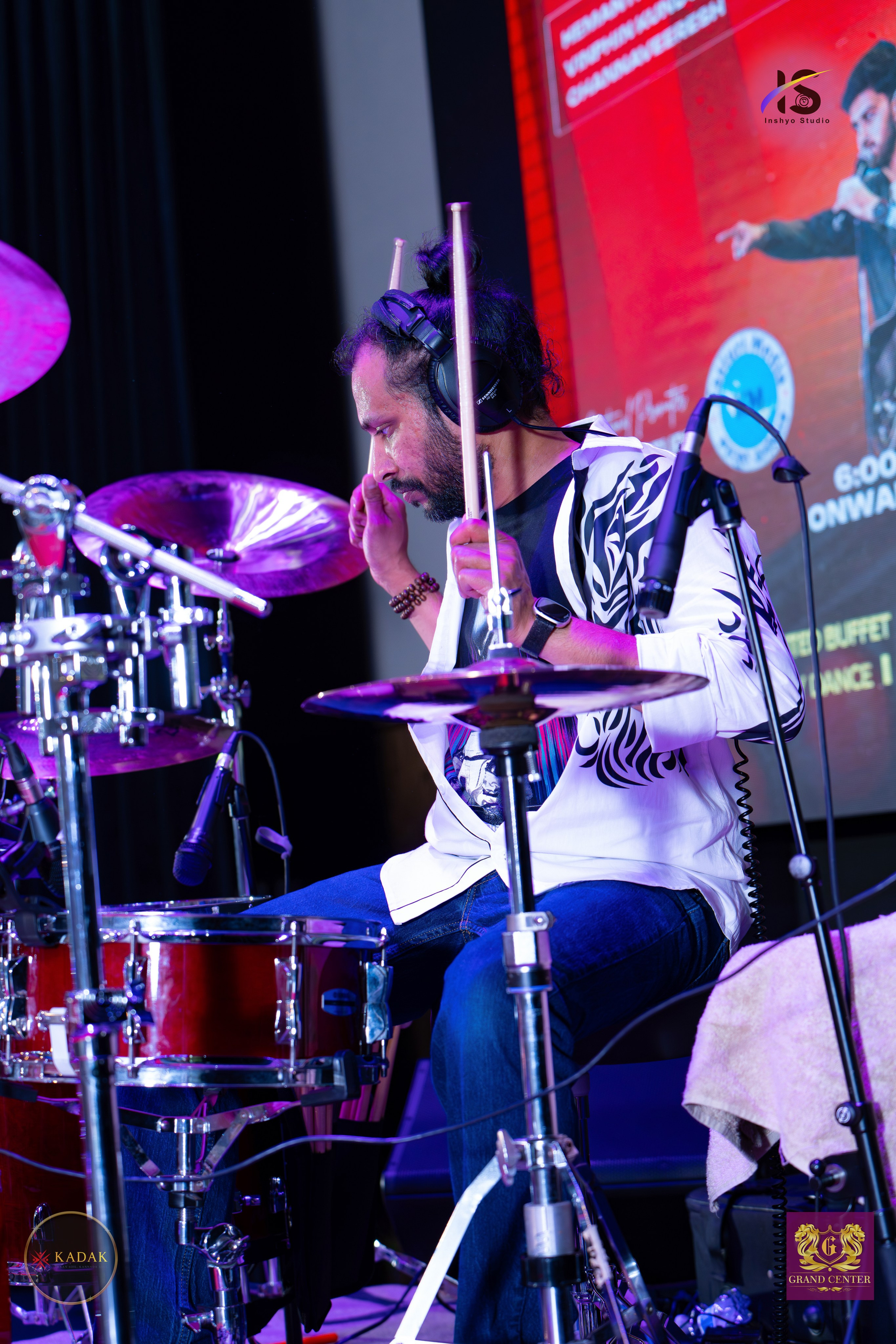 New Year Party — 2025. Inshyo Studio