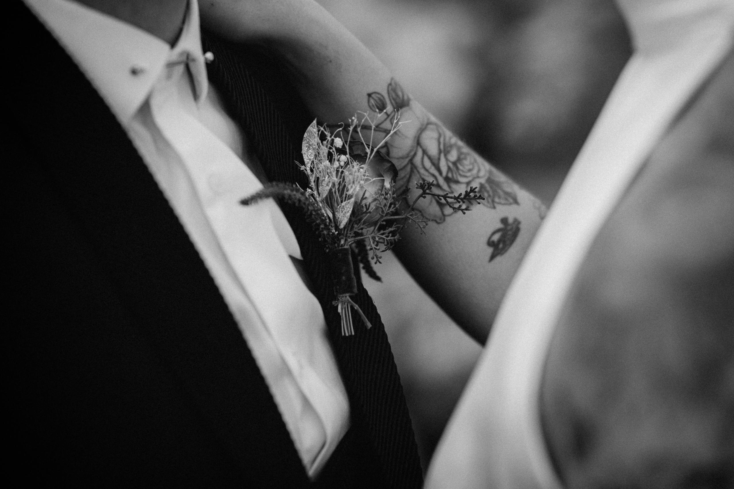 Elopement photoshoot in Ireland. Wedding & Family photographer in County Donegal and Dublin, Ireland