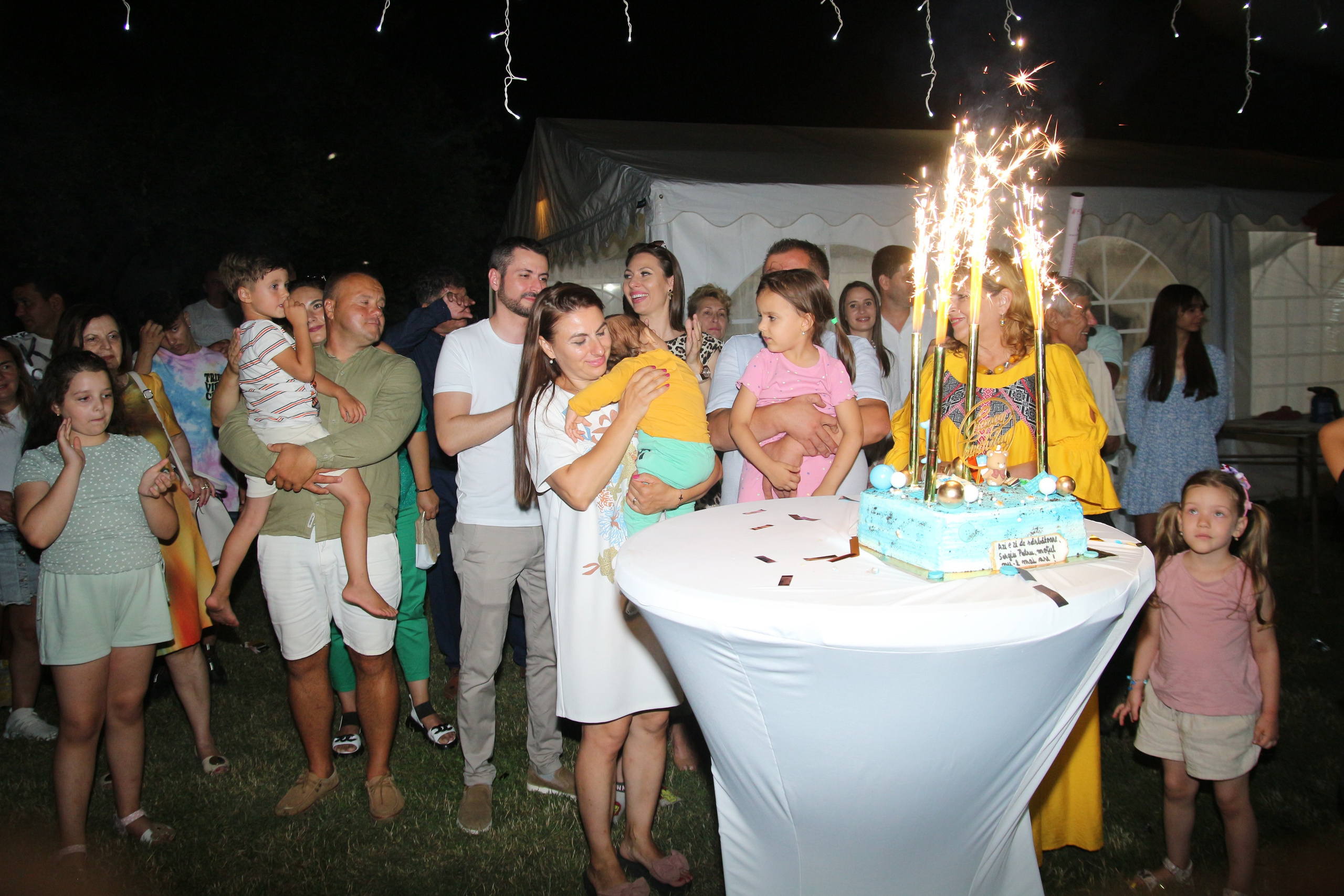 BYZO MEDIA. PETRU BYZO - family and children photographer in ROMANIA