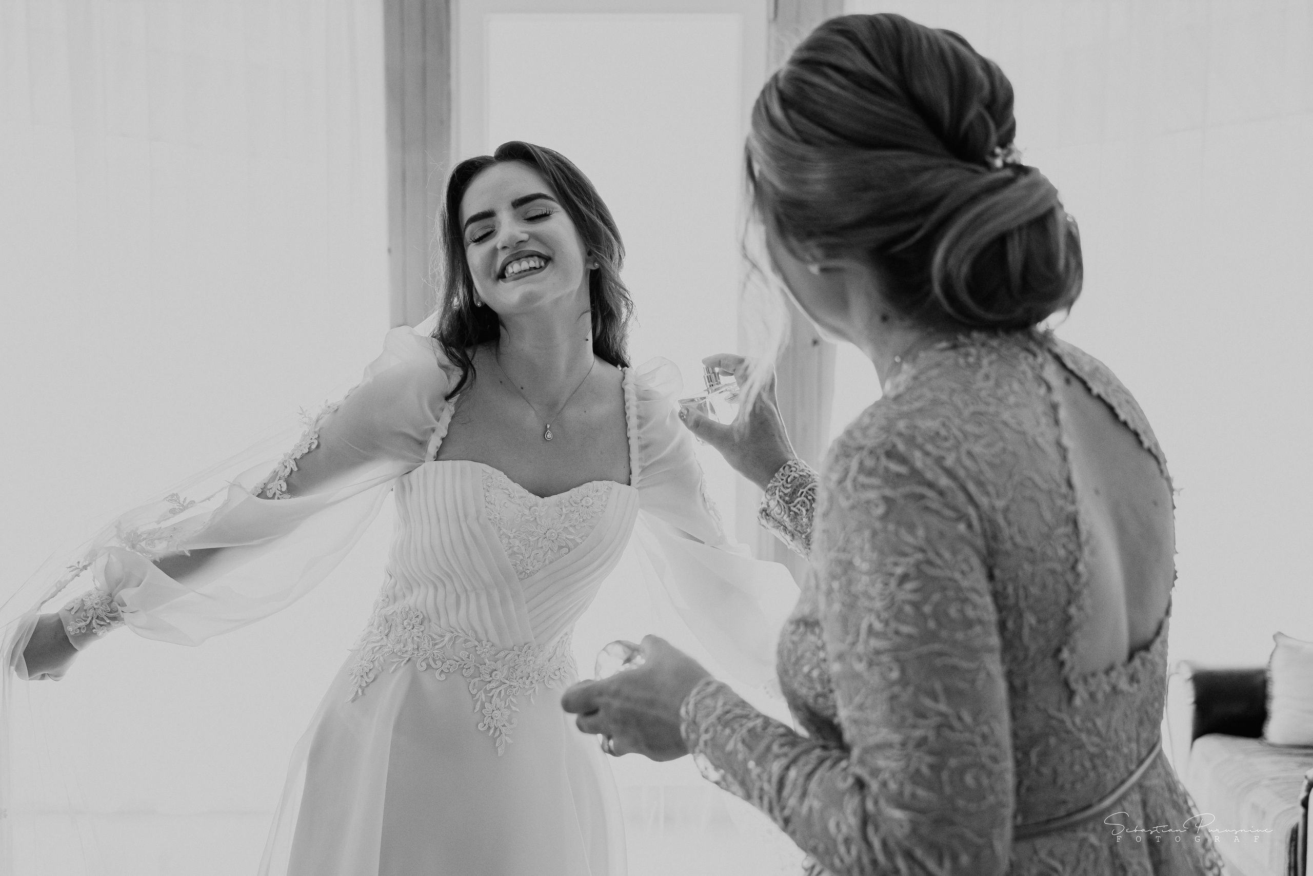 Roxana & Florin. Sebastian Purusniuc Fotograf - Iasi