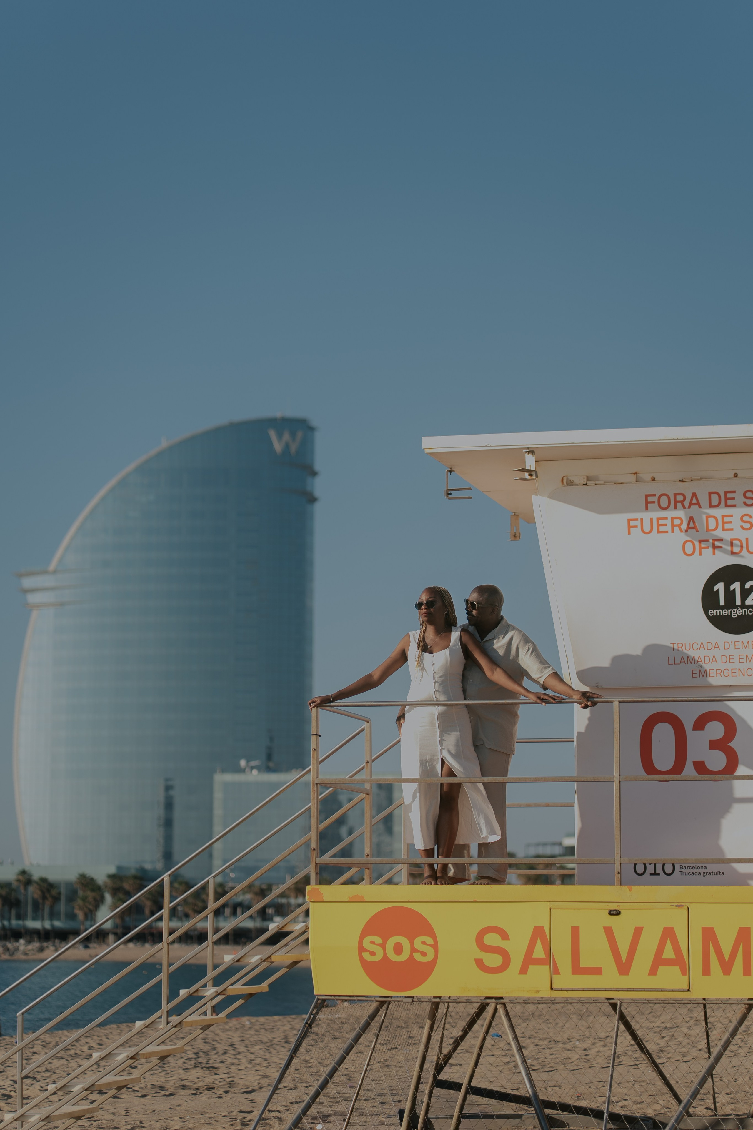 Barcelona Couple Photographer | Prices & Packages | DiaFoto