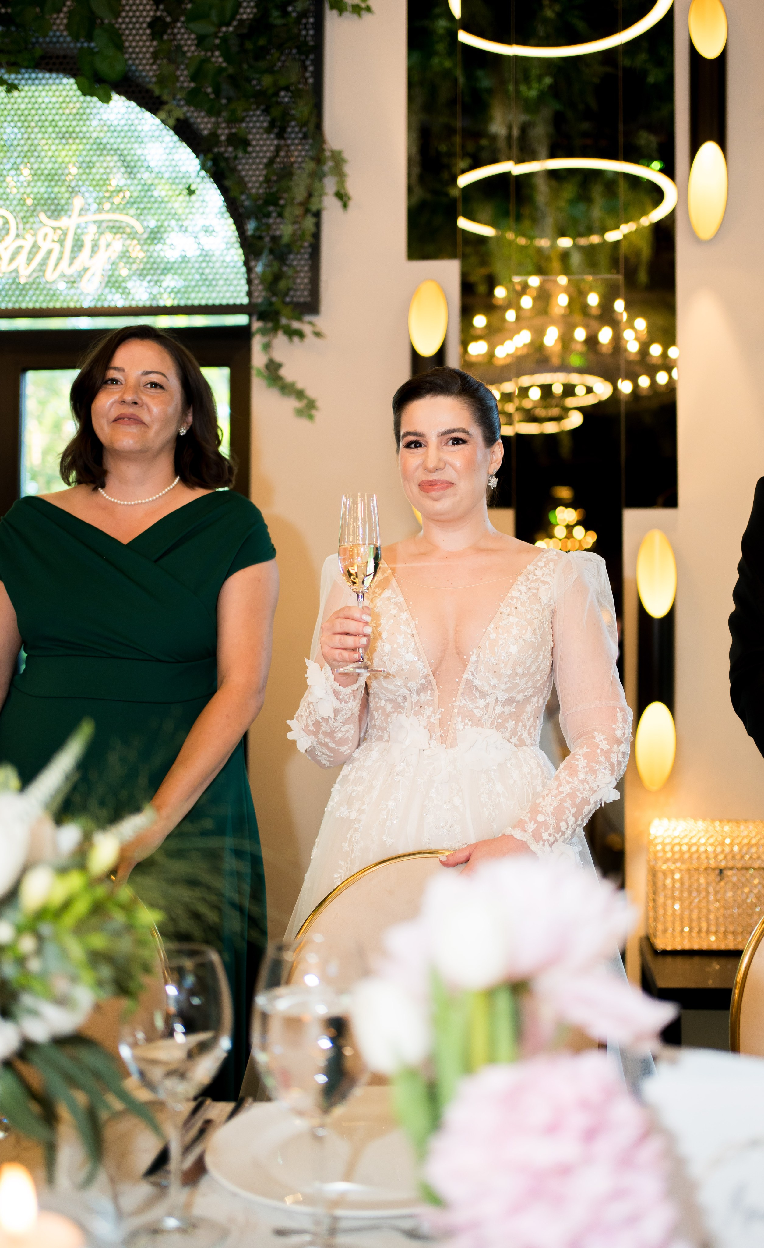 PARTY. Gabriel Florea — Fotograf nuntă București