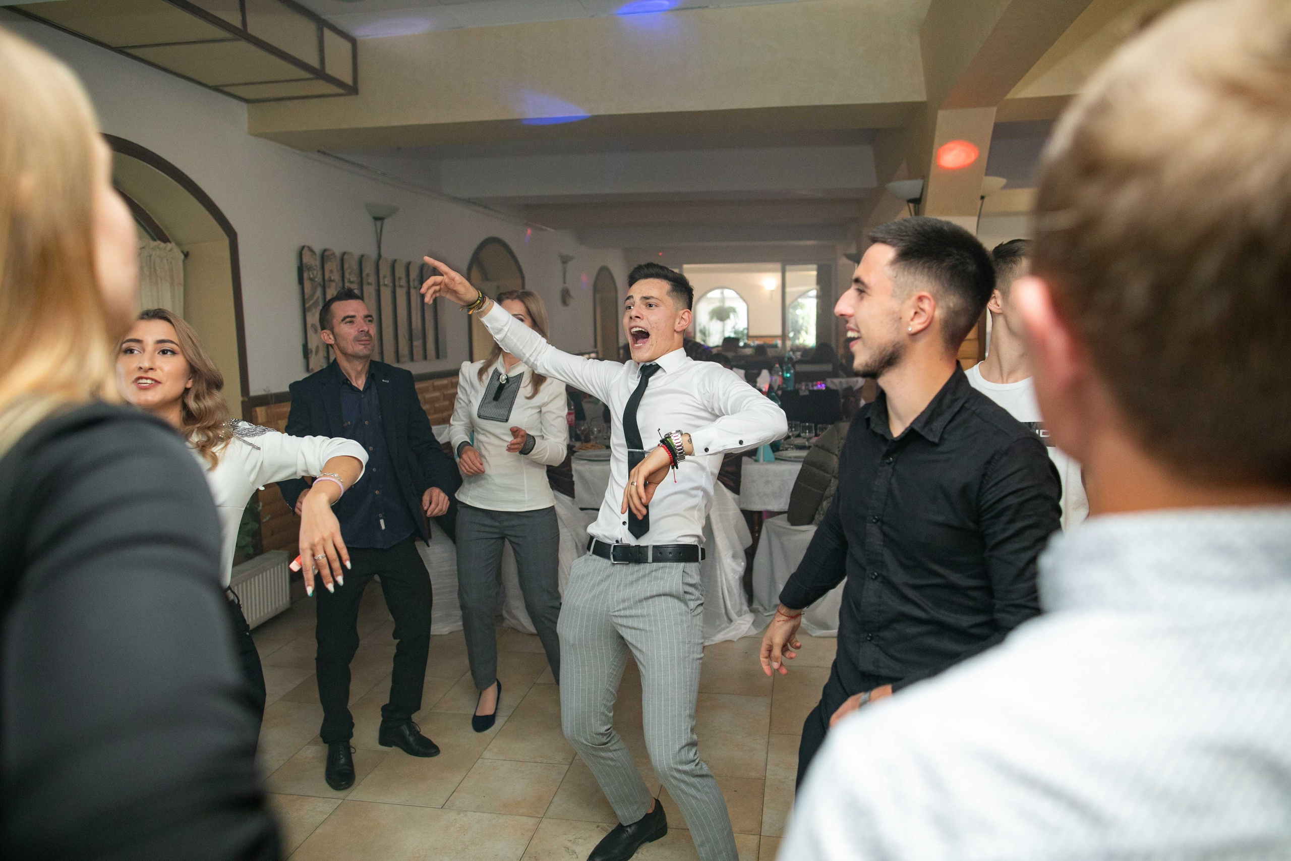 Majorat Alin. Contrast Studio