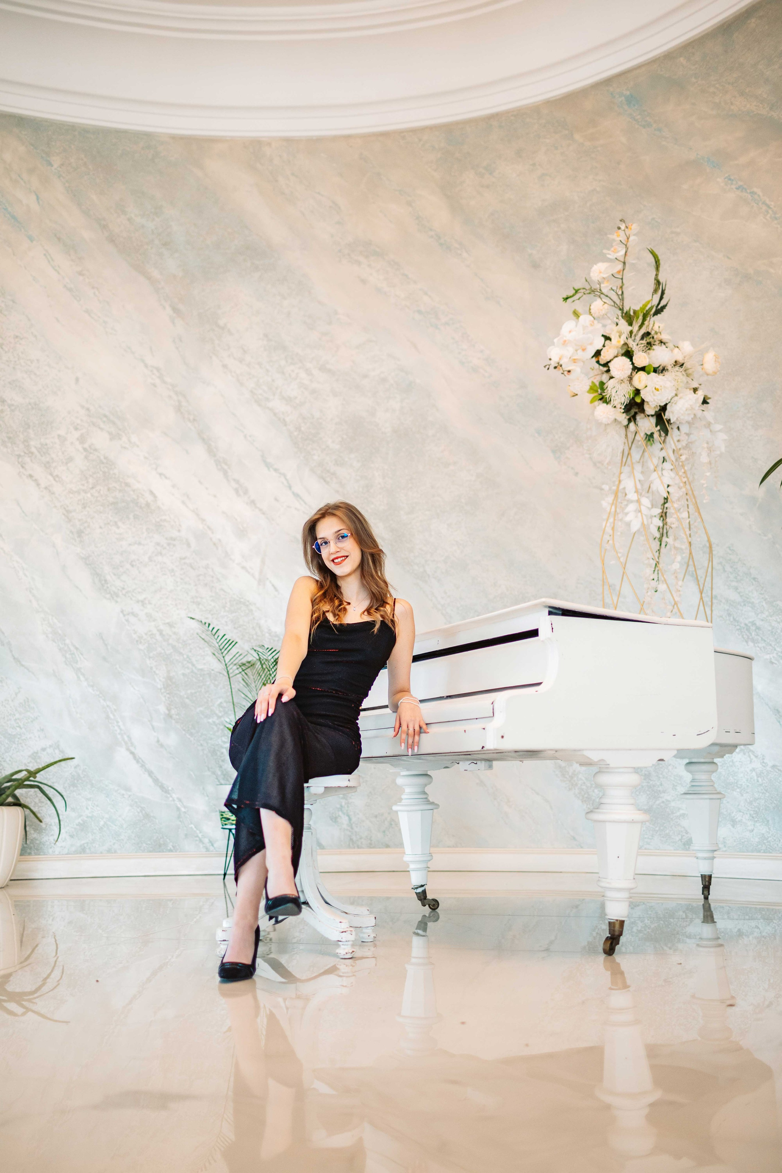 12F — Pedagogic. Contrast Studio