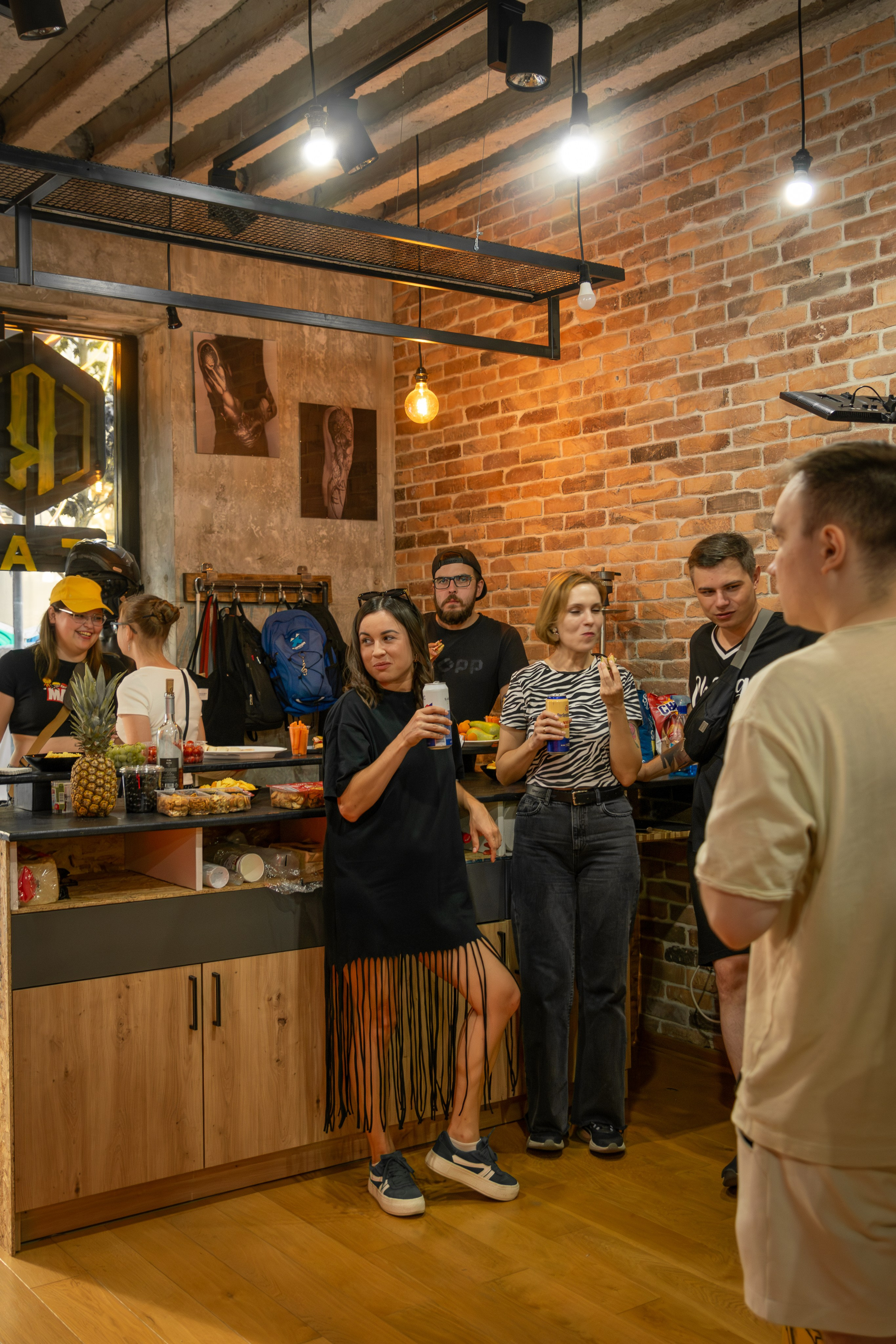 Репортажная фотосессия с открытия TATTO ROY в Белграде, Сербия. Виктория Федосеенко, фотограф в Сербии